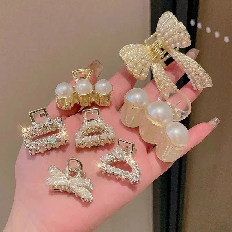 Mini Pearl Hair Claws Clips for Women Elegant Rhinestone Headwear Hairpins Hair Crab Barrettes Hair Accessories for Women