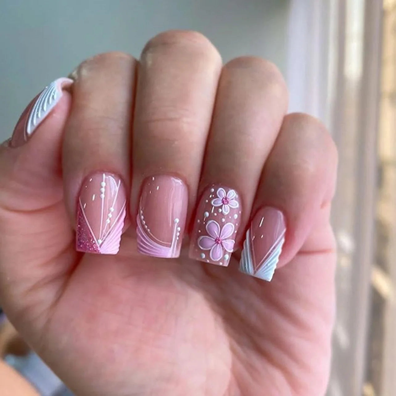 24pcs Short French Press on Nails with 3D Flower Design Fake Nail Tips Wearable Full Cover European Coffin Ballet Fake Nails 5