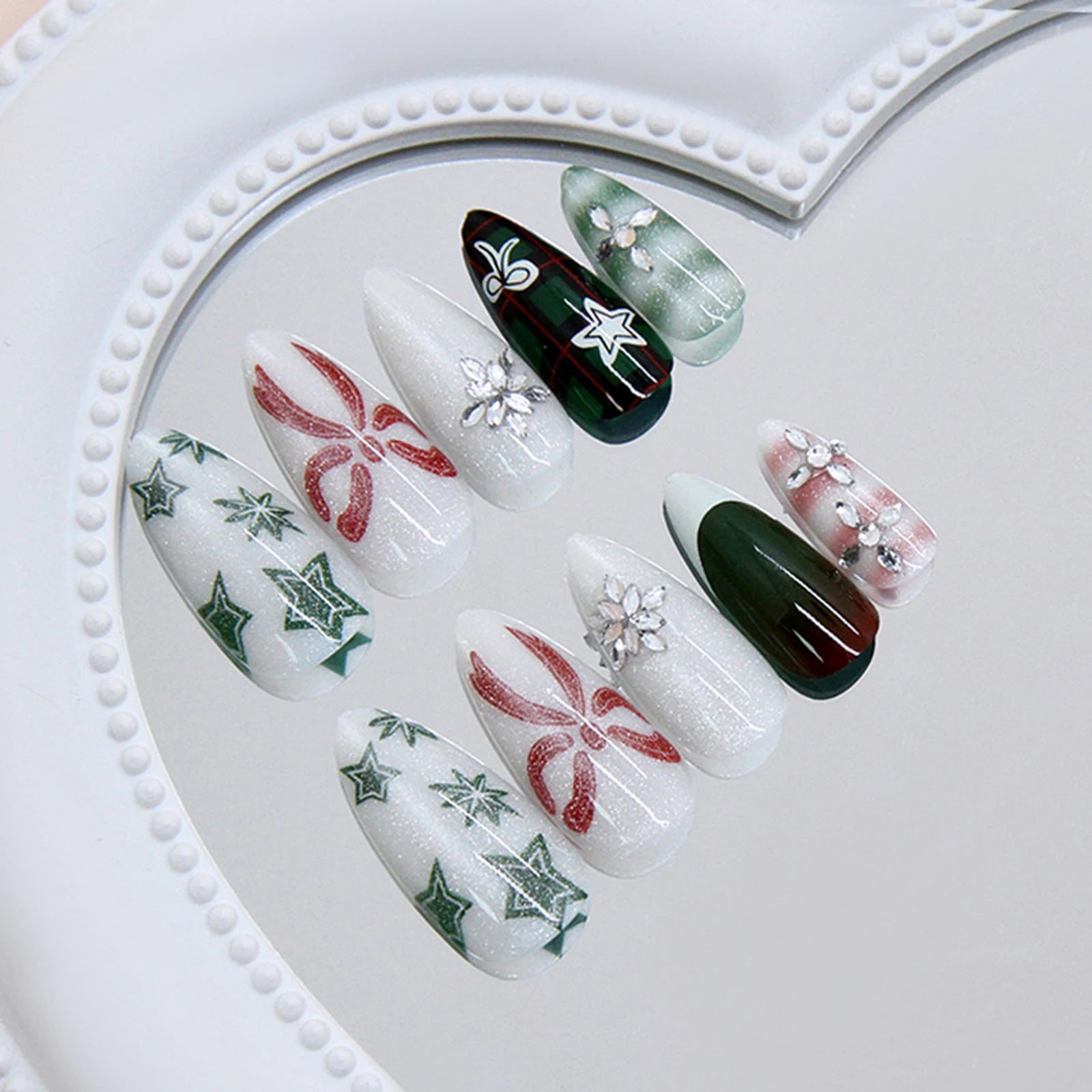 Christmas Almond Press On Nails, 24Pcs Full Cover Fake Nails Bowknot/Star/Snowflake Printed Wearable False Nails Diamond Decor