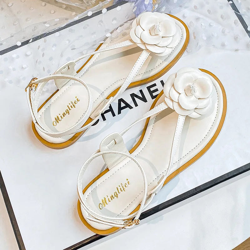 2023 new summer women's sandals fashion flower design Korean style party and work wear ladies casual flat shoes Large size 41-43
