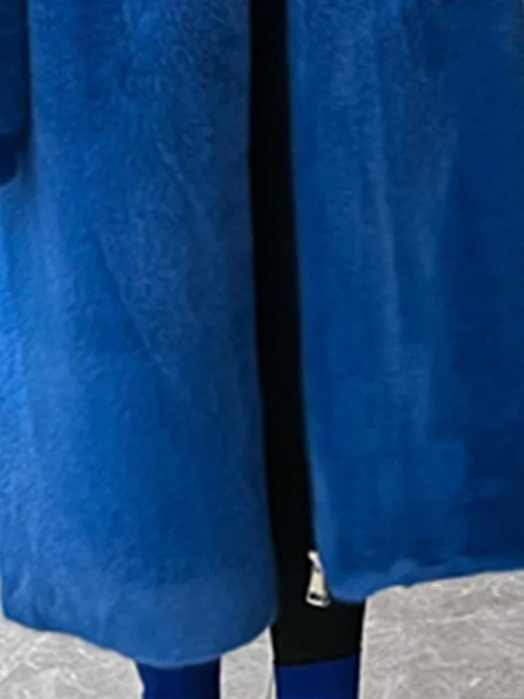 Winter Long Oversized Blue White Black Fluffy Thick Warm Faux Fur Coat Women Zip Up Runway Designer Korean Fashion 2022