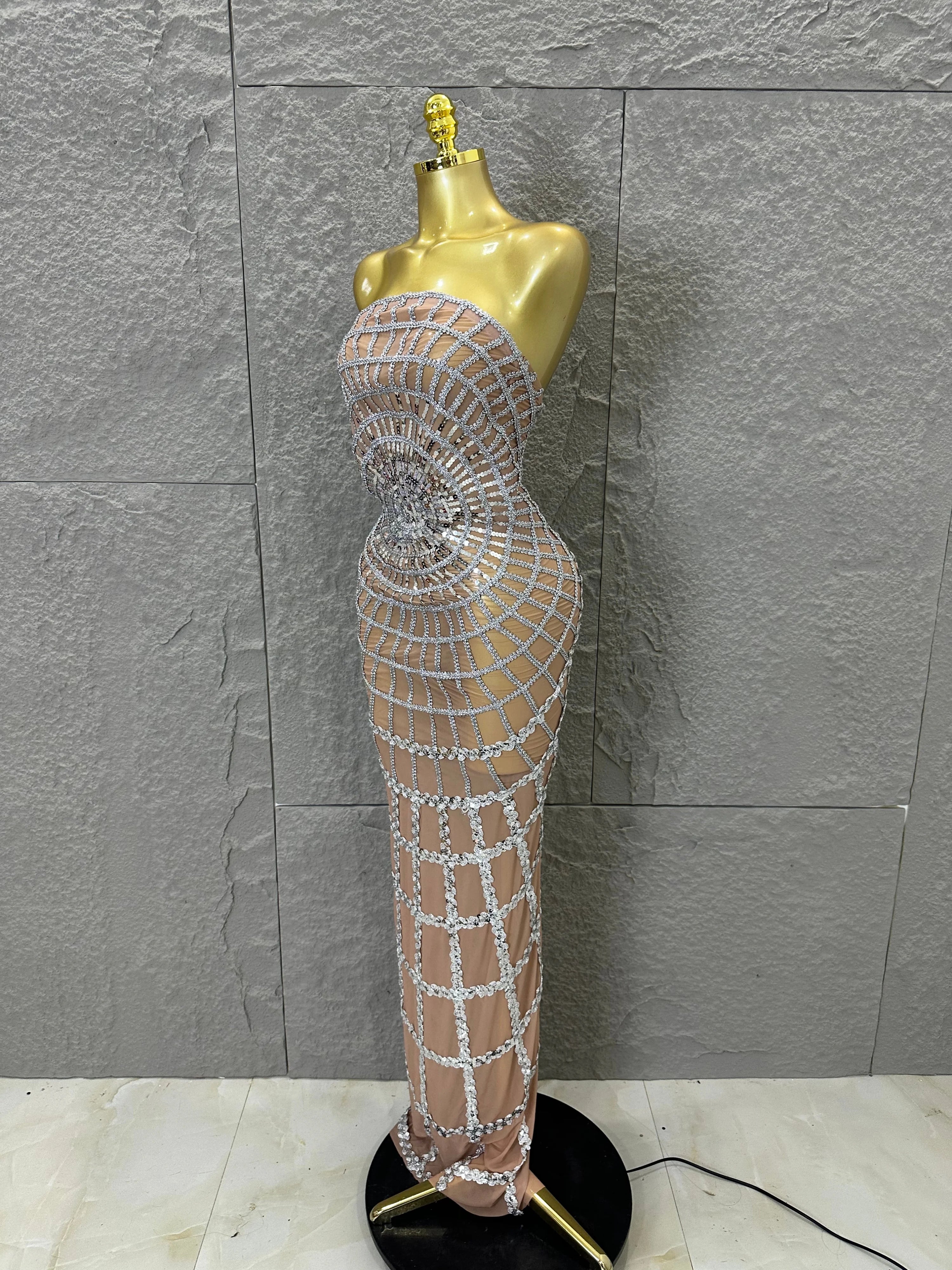 Elegant Sequined Sheer Mesh Maxi Dress Women Sexy Strapless 3D Grid Embellished Bodycon Mermaid Outfit Stage Performance Costume