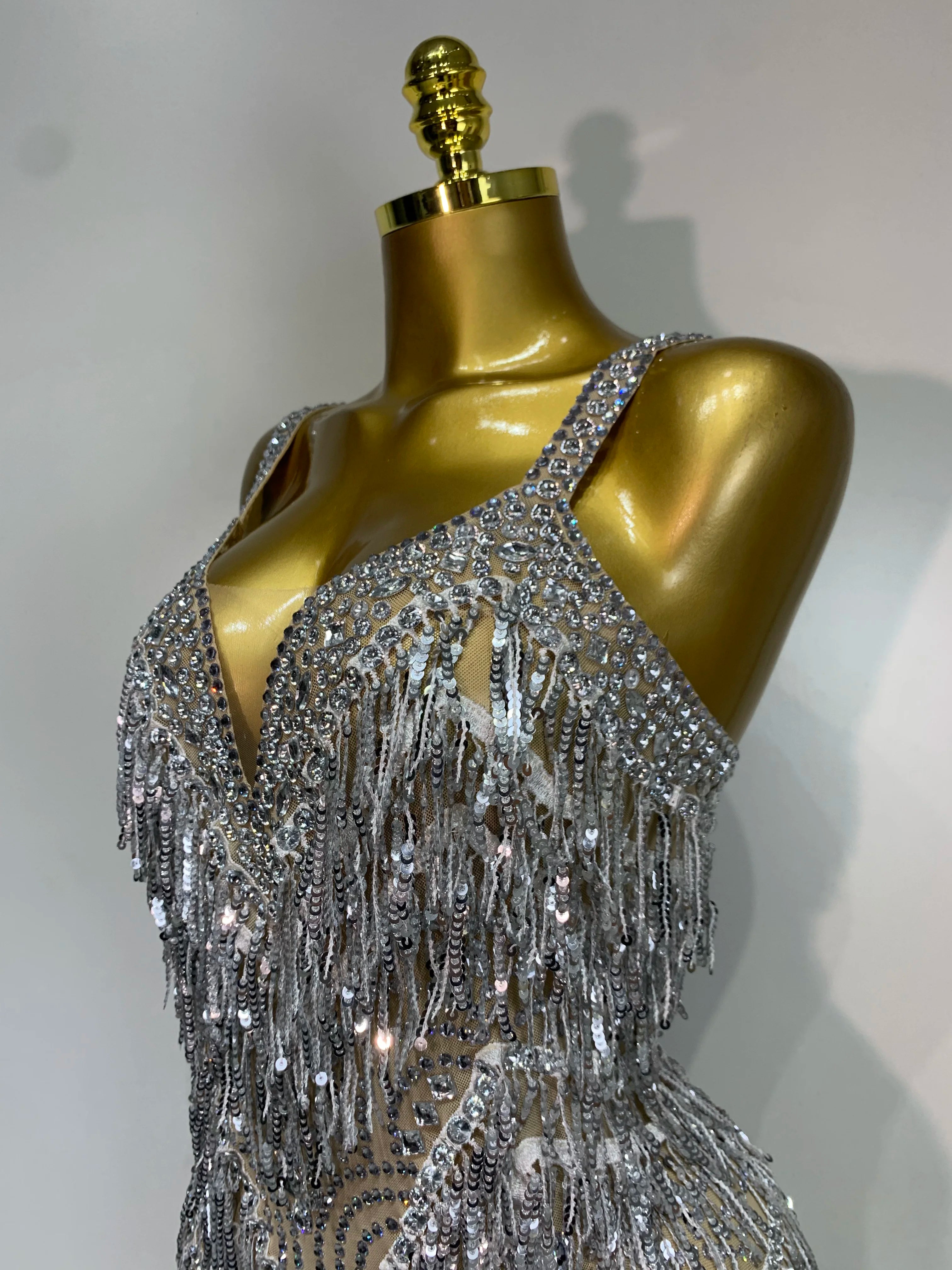 Sparkly Rhinestone Tassel Sexy Backless Mesh Bodysuit Women Luxury Birthday Party Nightclub Bar Dencer Stage performance Costume