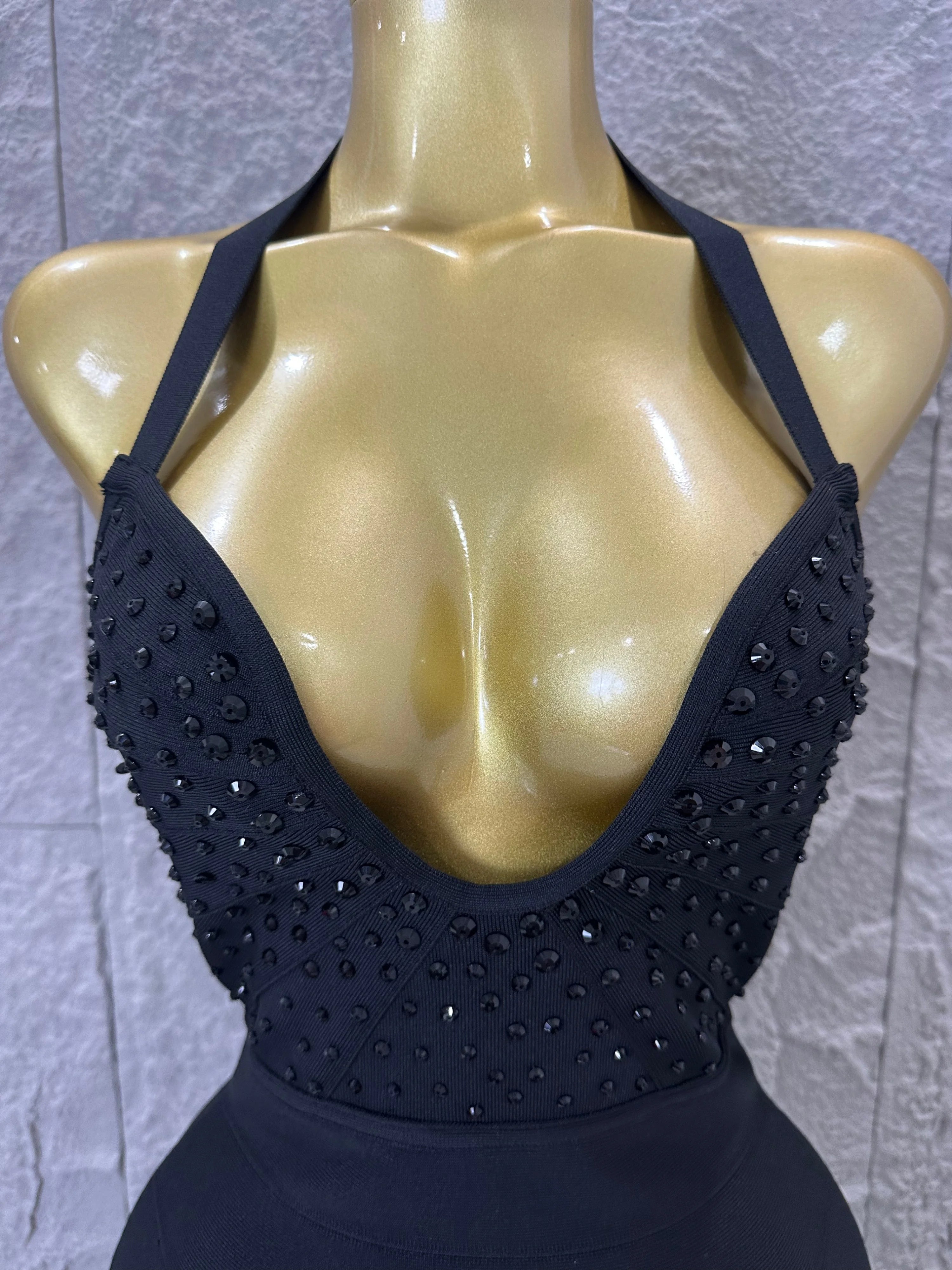 Elegant Black Plunge Halter Neck Dress Sparkle Beaded Top Fitted Mermaid Floor Length Evening Banquet Formal Dinner Event Outfit