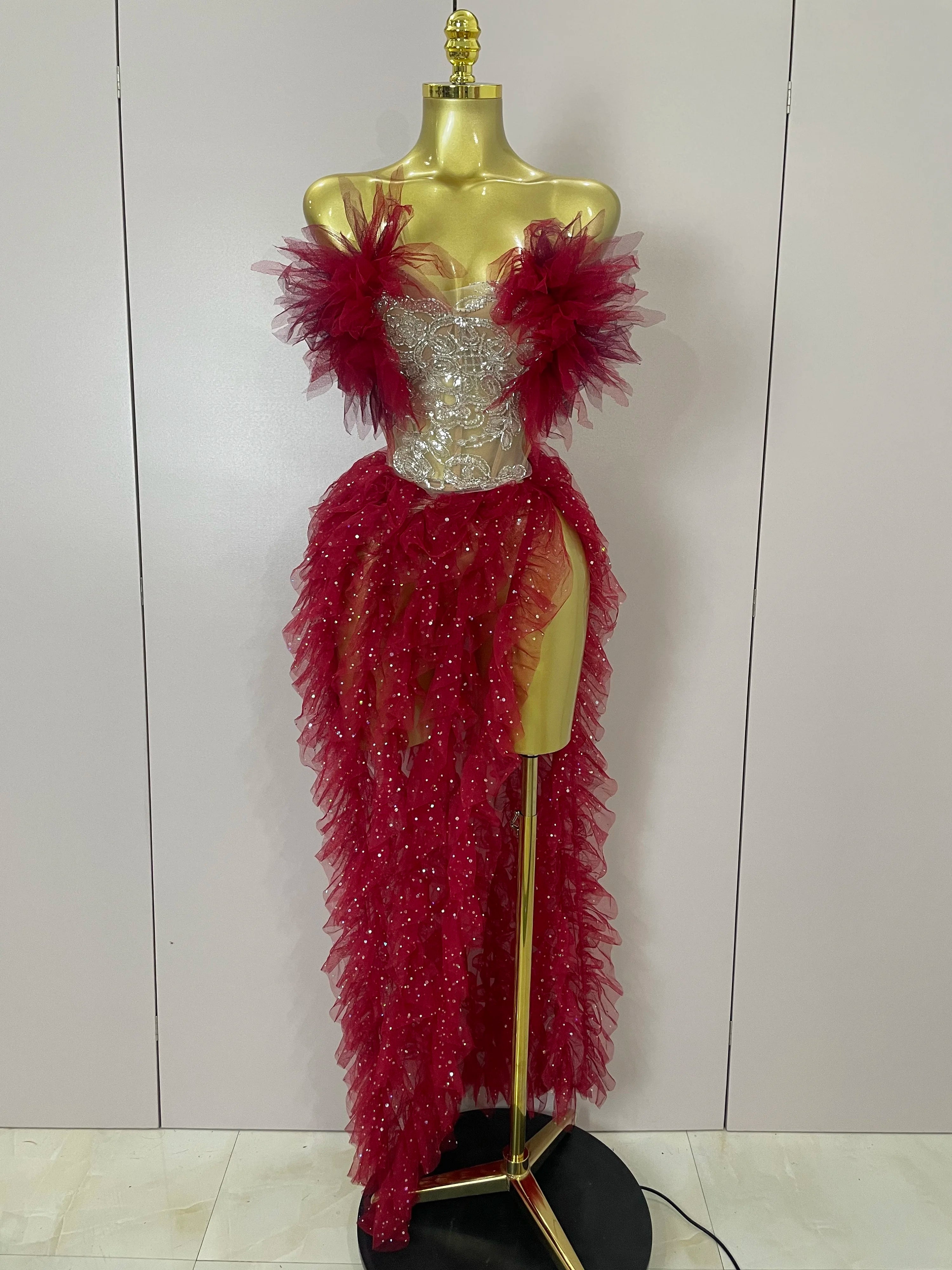 2025 Women Pink Ruffles Sexy Strapless Mini Tops 2 PCS Set Dress Nightclub Bar Birthday Party Evening Stage Performance Costume Red