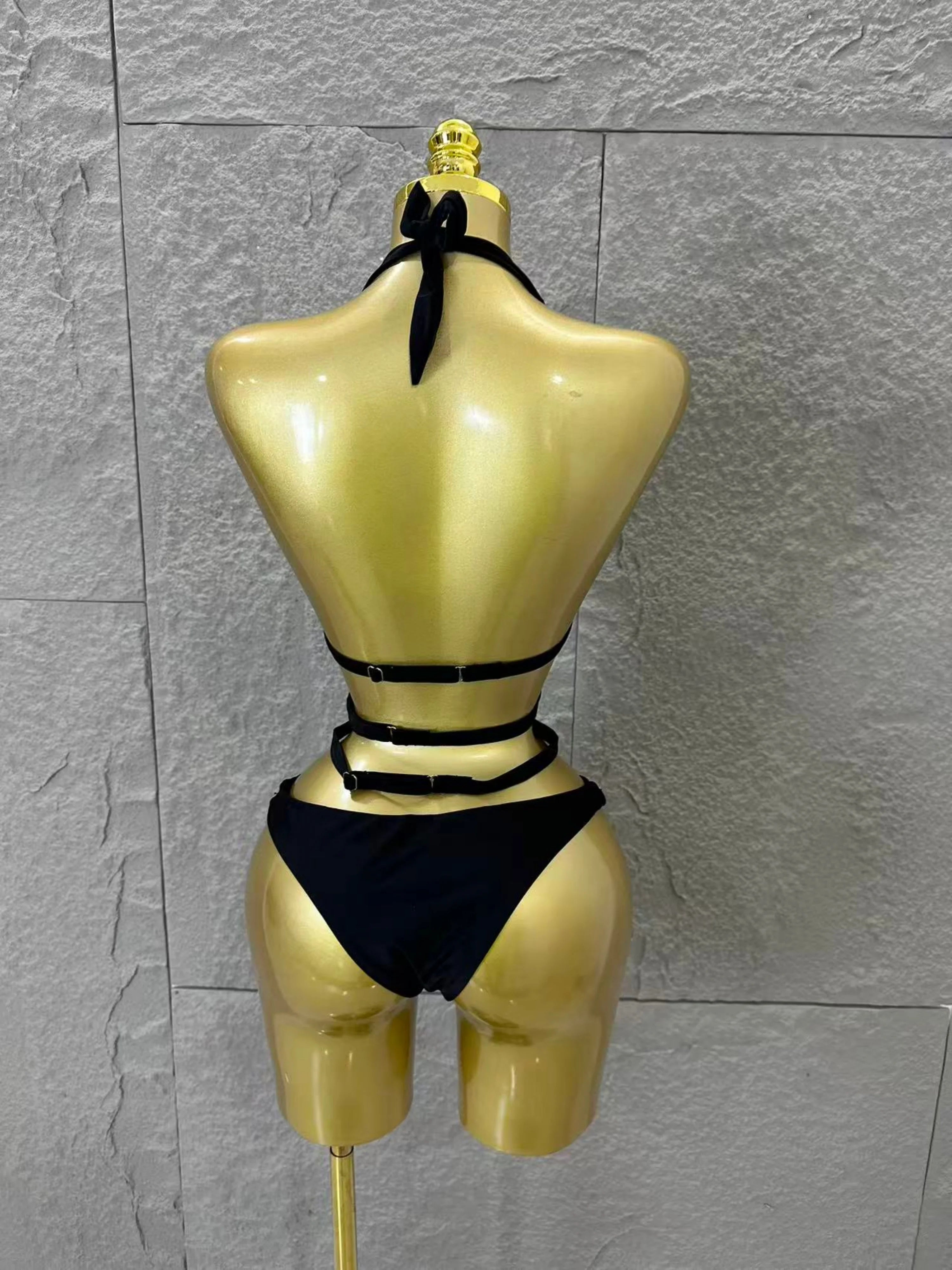 Women Sexy Halter Neck Iridescent Crystal Embellished Cutout Outfit Stage Performance Costume 2026 Luxurious Black Bodysuit