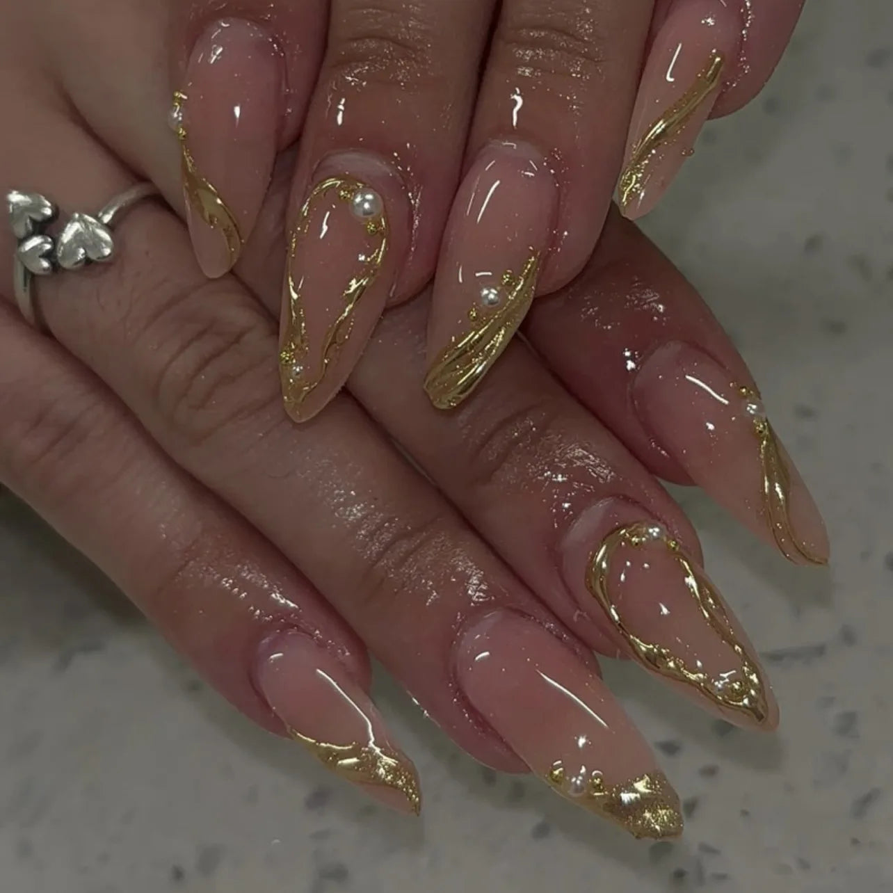24Pcs 3D Golden French False Nails with Glue Wearable Round Head Press on Fake Nails Tips Almond Reusable Manicure for Women 3873