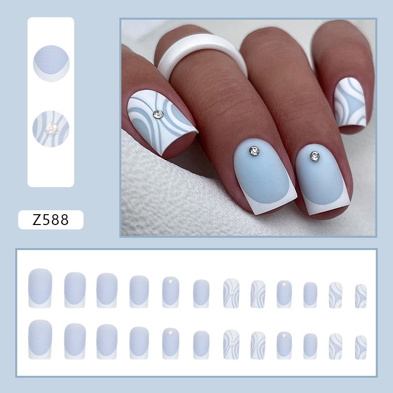 Reusable Adhesive Nail Short False Nails Press On Nails Tips Nails Fake Manicure With Glue Decorated False Nails Z588