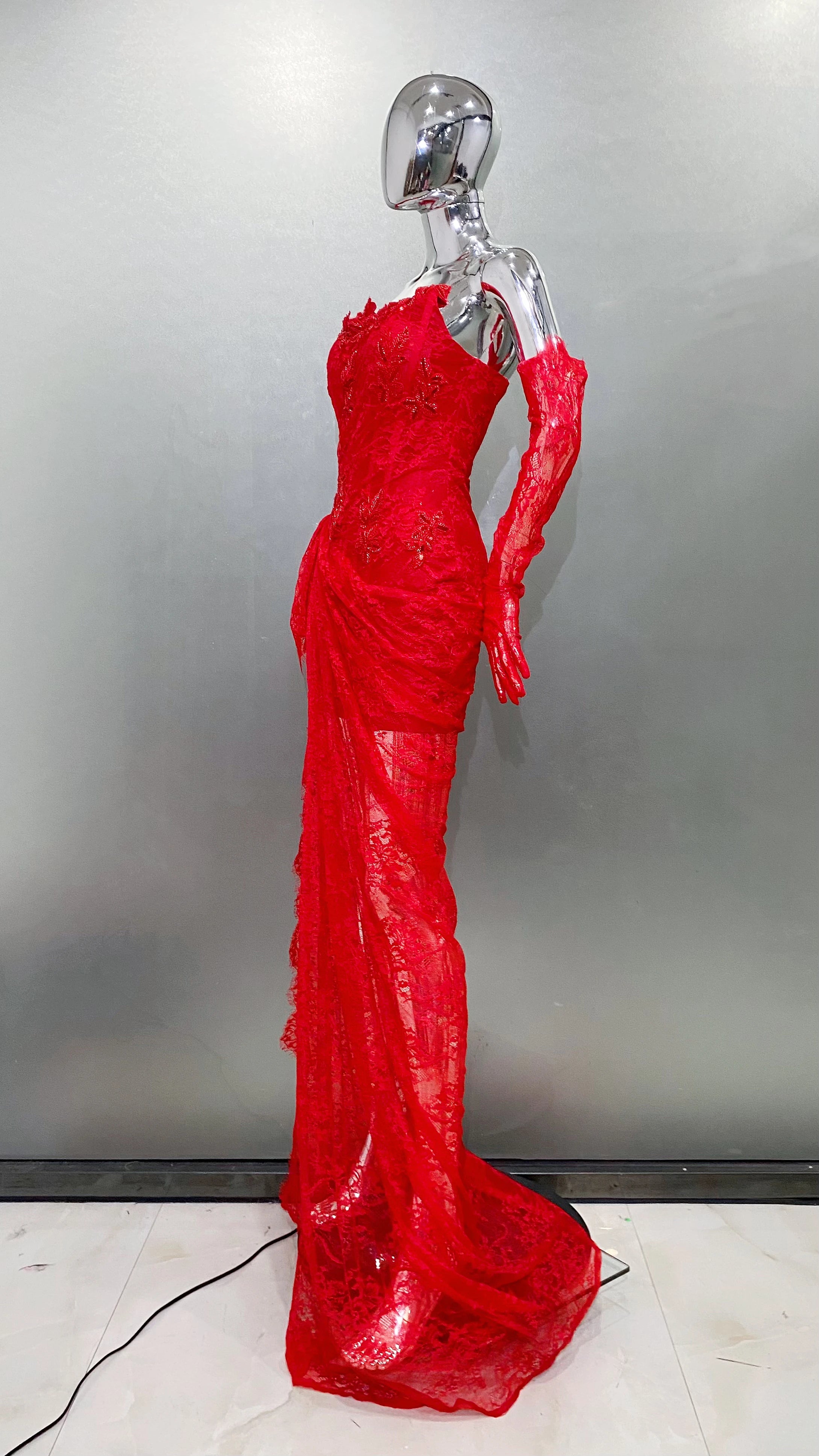 Red Color Women Sexy Strapless Lace High Split Bodycon Floor-Length Dress Gloves Wedding Party Mermaid Celebrate Dress