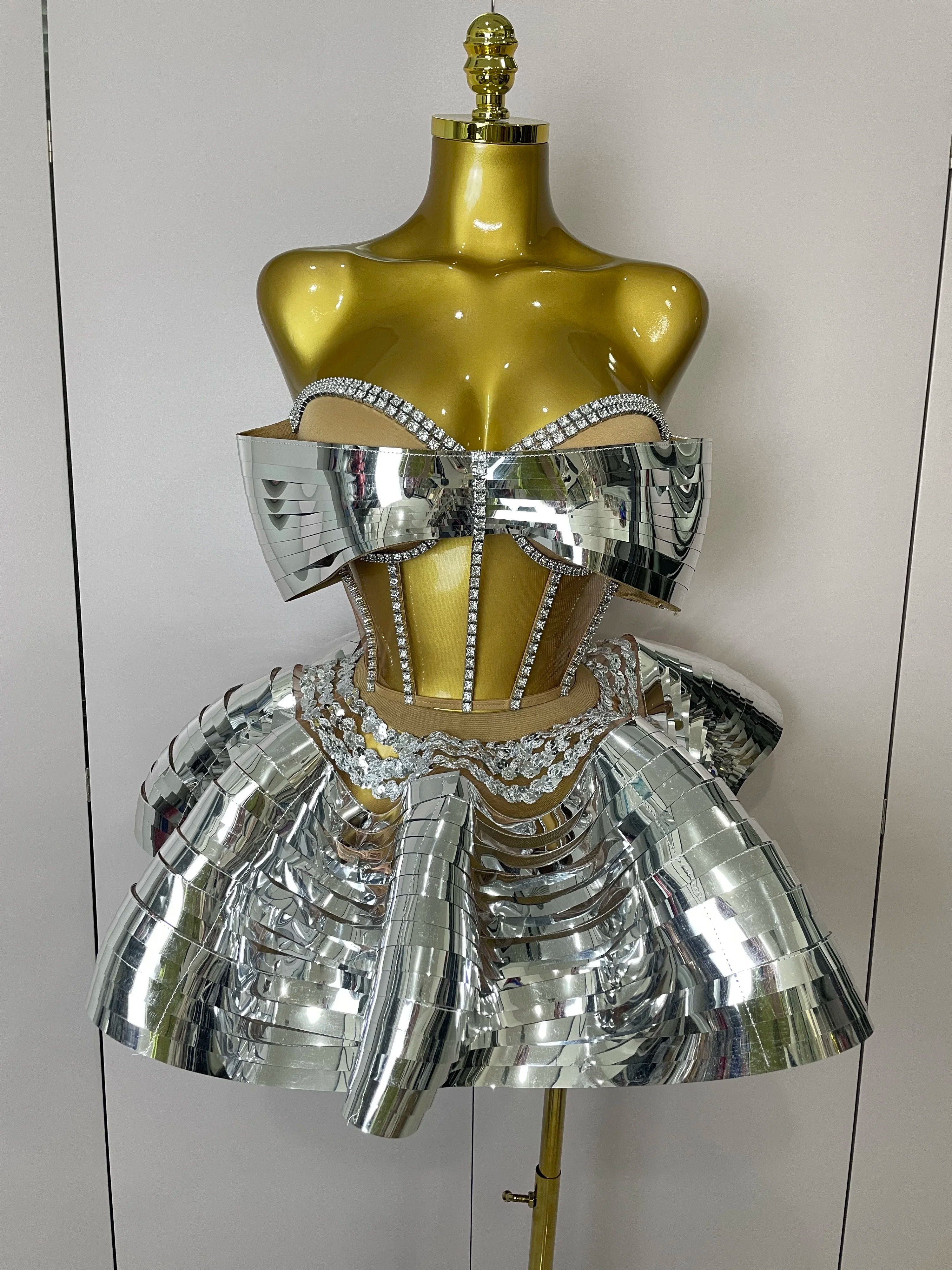 2025 Women Silver Sequins Rhinestone Sexy Backless Two Piece Set Birthday Party Club Fancy Outfit Stage Performance Costume Silver