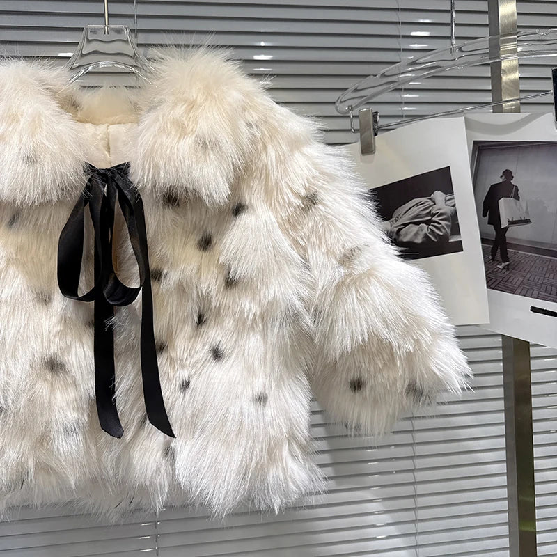 Winter New Fashion Polka Dot Fur Tie Bow Faux Fur Short Coat For Women High Quality Warm Jacket Female 11A07512