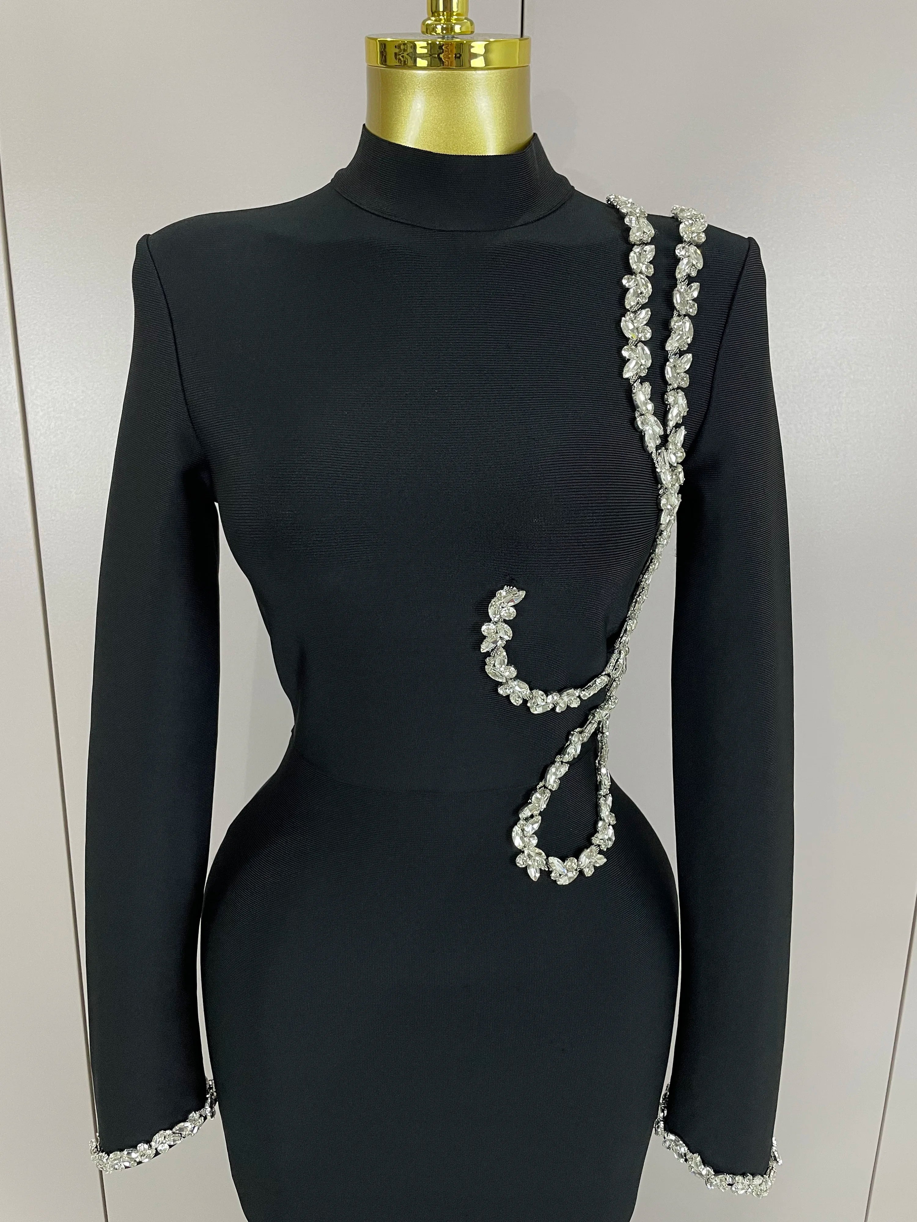 Sexy Long Sleeve Diamonds Maxi Long Bodycon Bandage Dress 2025 Women Celebrity Elegant Evening Party Luxury Birthday Dresses