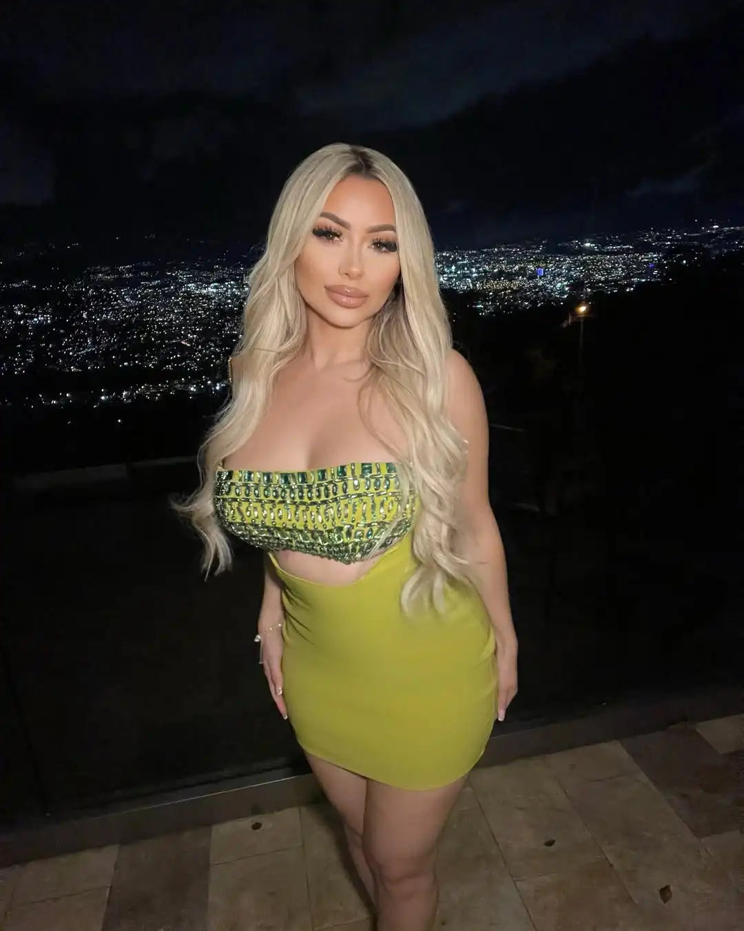 2025 Women Sexy Strapless Shinning Crystal Bodycon Mini Bandage Dress Nightclub Party Fashion Outfit