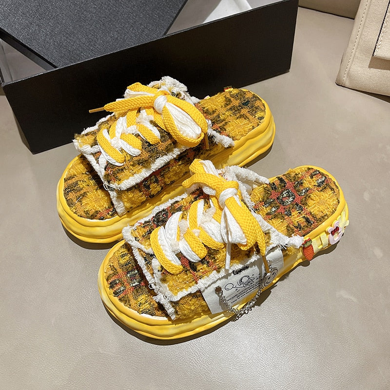 Summer Women Graffiti Slippers Sandals Platform Shoes Mules Flip Flops Street Clogs Flat 2024 New Sweet Casual Shoes For Female Yellow