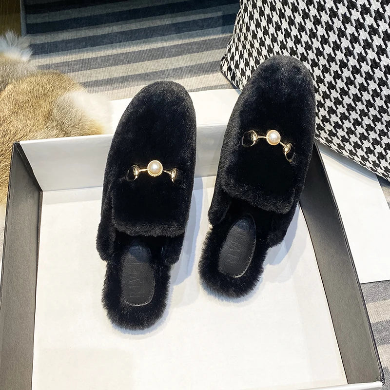 women's plush flat slippers Winter Home and Outdoor Shoes pearl decoration design Casual and office mules Large size 41-44 black
