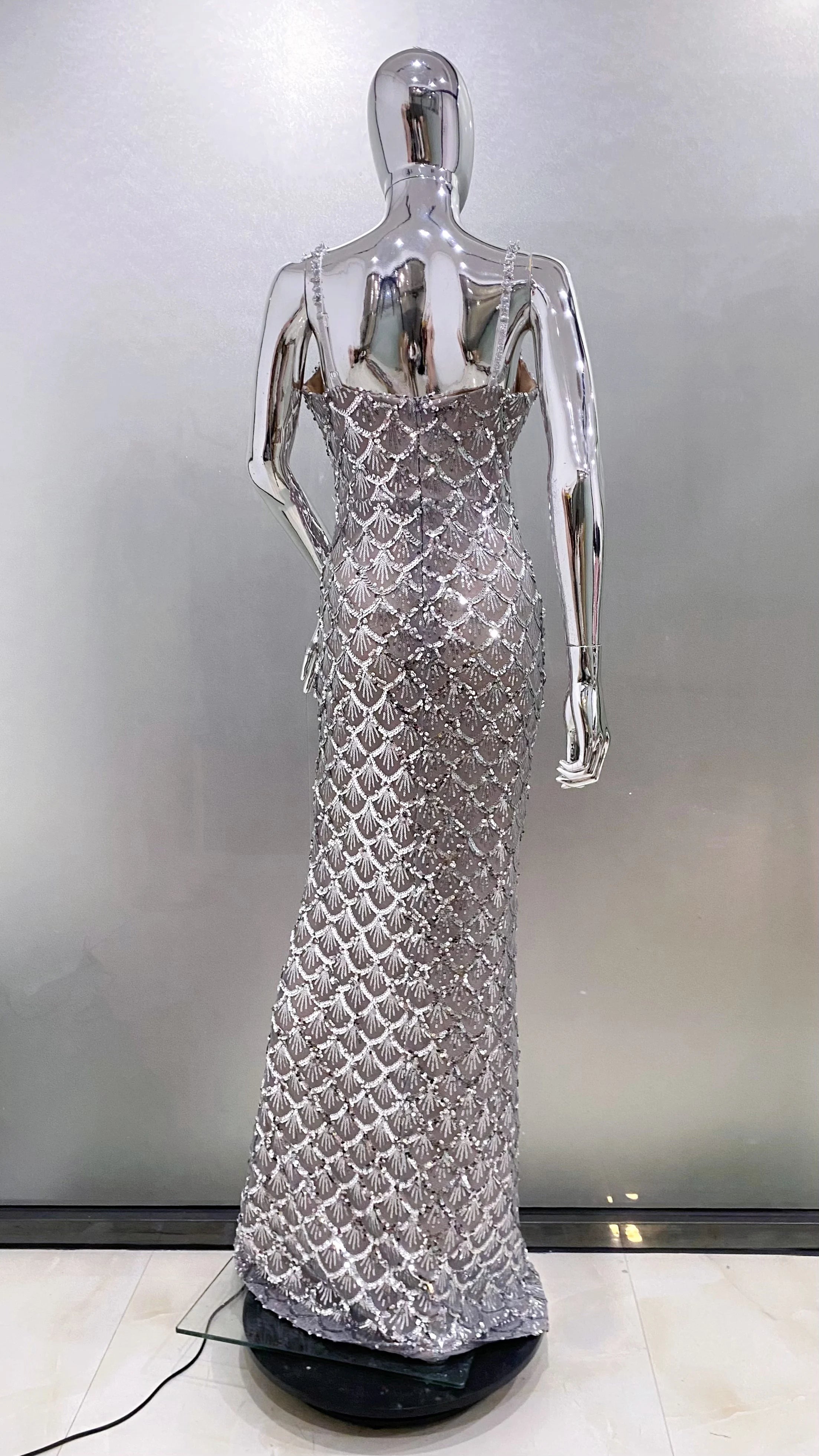 Sparkling Sliver Sequins Sexy V-Neck Spaghetti Strapless Floor Length Dress Graceful Evening Dress Celebrity Party Outfit