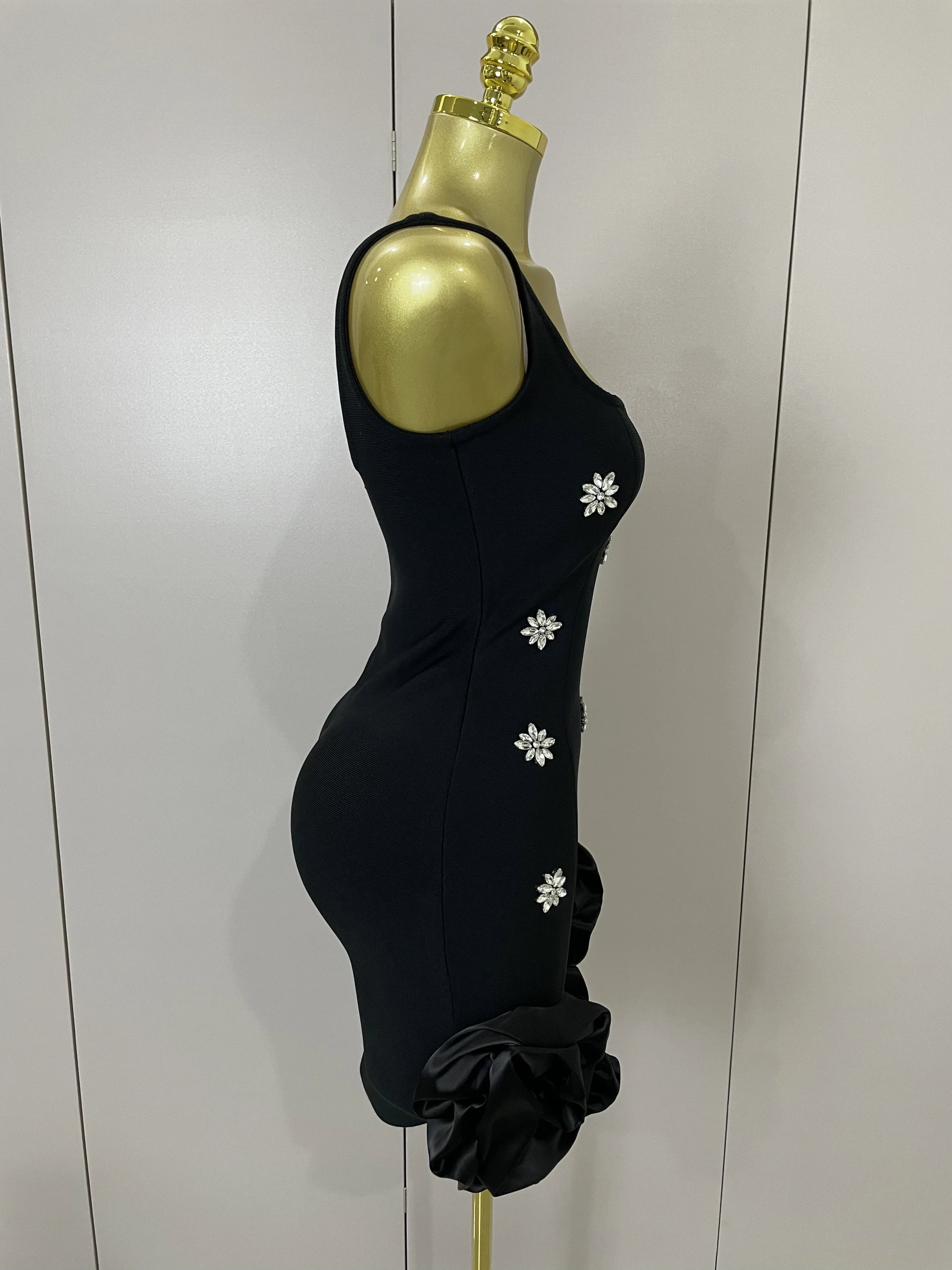 2025 New STyle Shining Crystal Women Sleeveless Bodycon Mini Bandage Dress Elegant Ruffles Cute Birthday Party Celebrate Dress