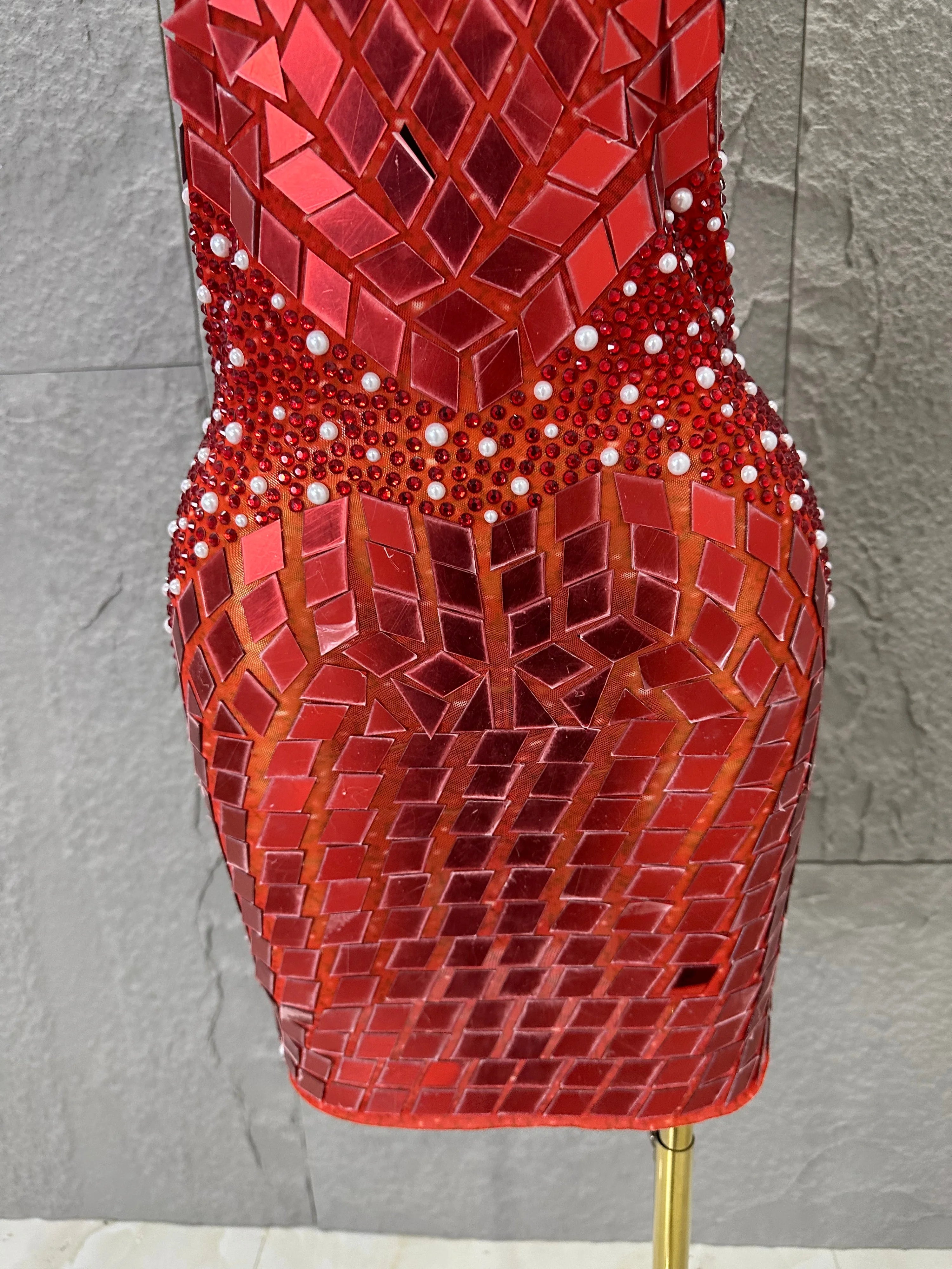 Luxury Gold Halter Neck Mini Dress Diamond Mirror Pearl Beaded Bodycon Nightclub Party Clubwear Outfit