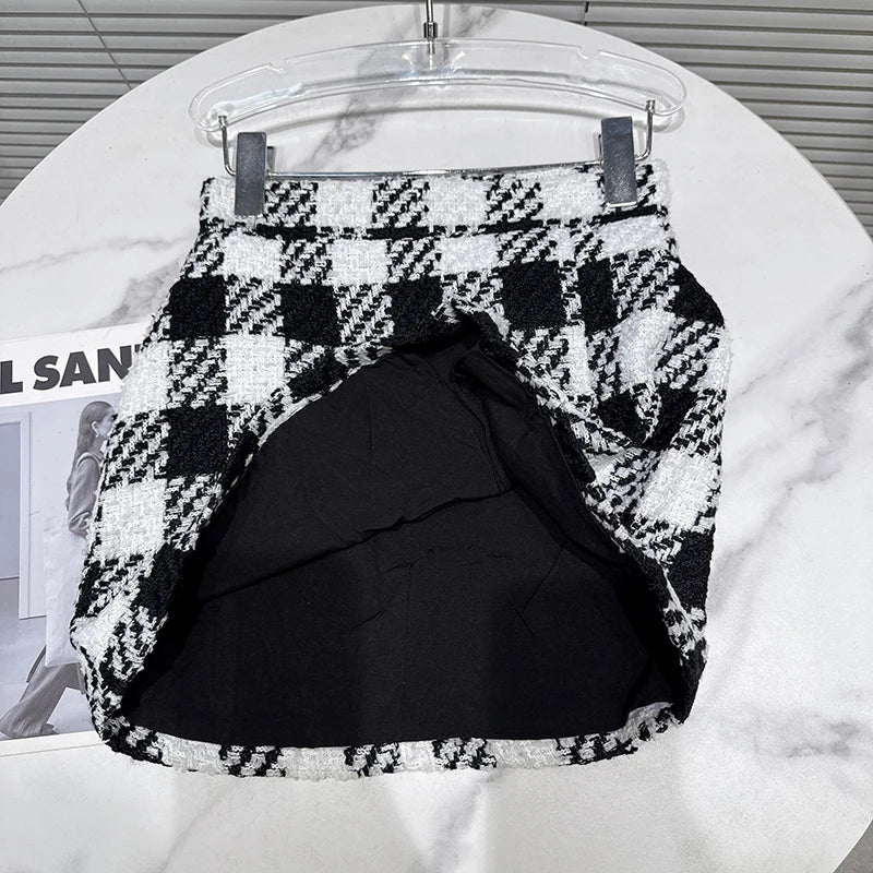 Winter New Fashion Style Black White Plaid Wool Folded Edge Short Skirt For Women A-line Wrapped Hip Skirts 11A07502