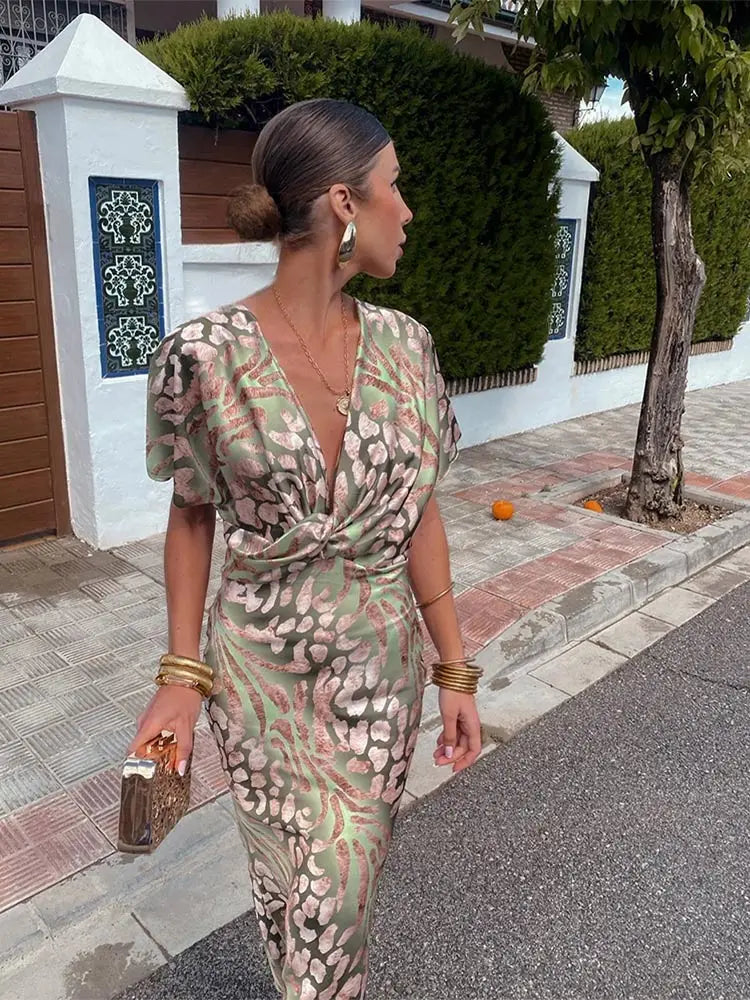 Elegant Printed Satin Midi Dress For Women Chic V-neck Short Sleeve Pleated Bodycon Dresses Summer Female Chic Street Robes 2024