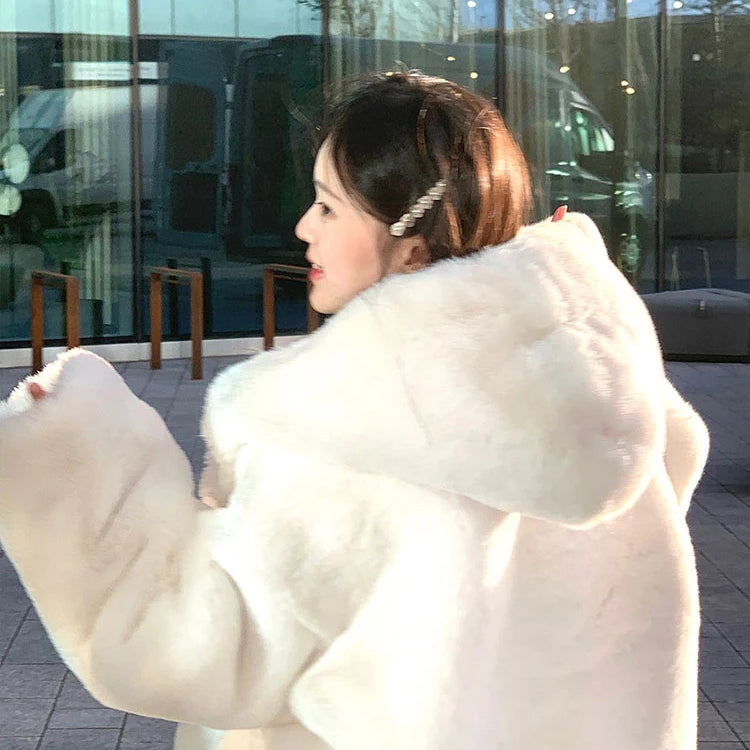 Lautaro Autumn Winter Thickened Warm White Reversible Faux Fur Coat Women with Fake Fur Inside Loose Luxury Cute Fluffy Jacket