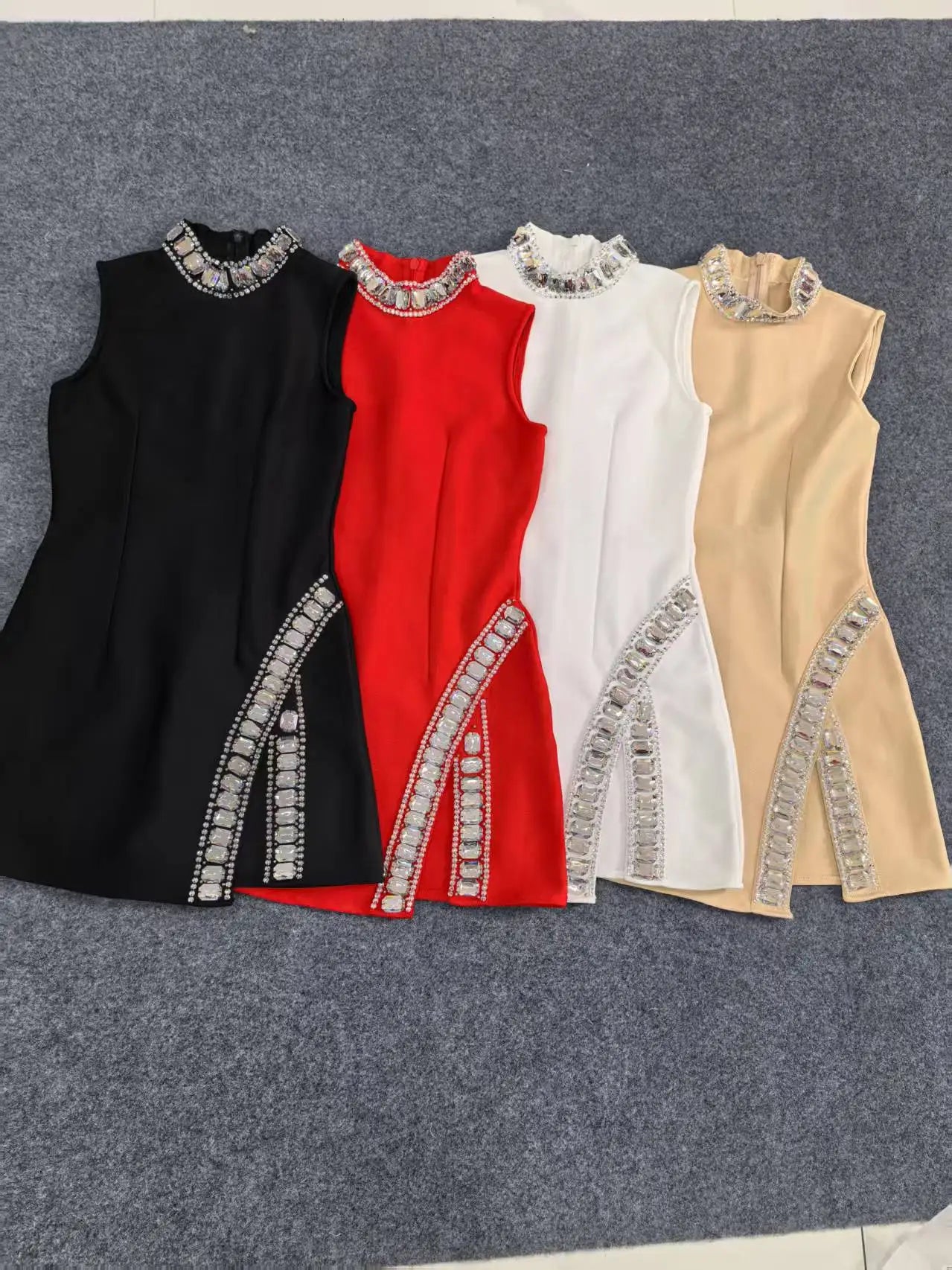 Women Sleeveless Sexy O-Neck Big Crystal Bodycon Bandage Mini Dress Nightclub Party Celebrate Fashion Birthday Wear