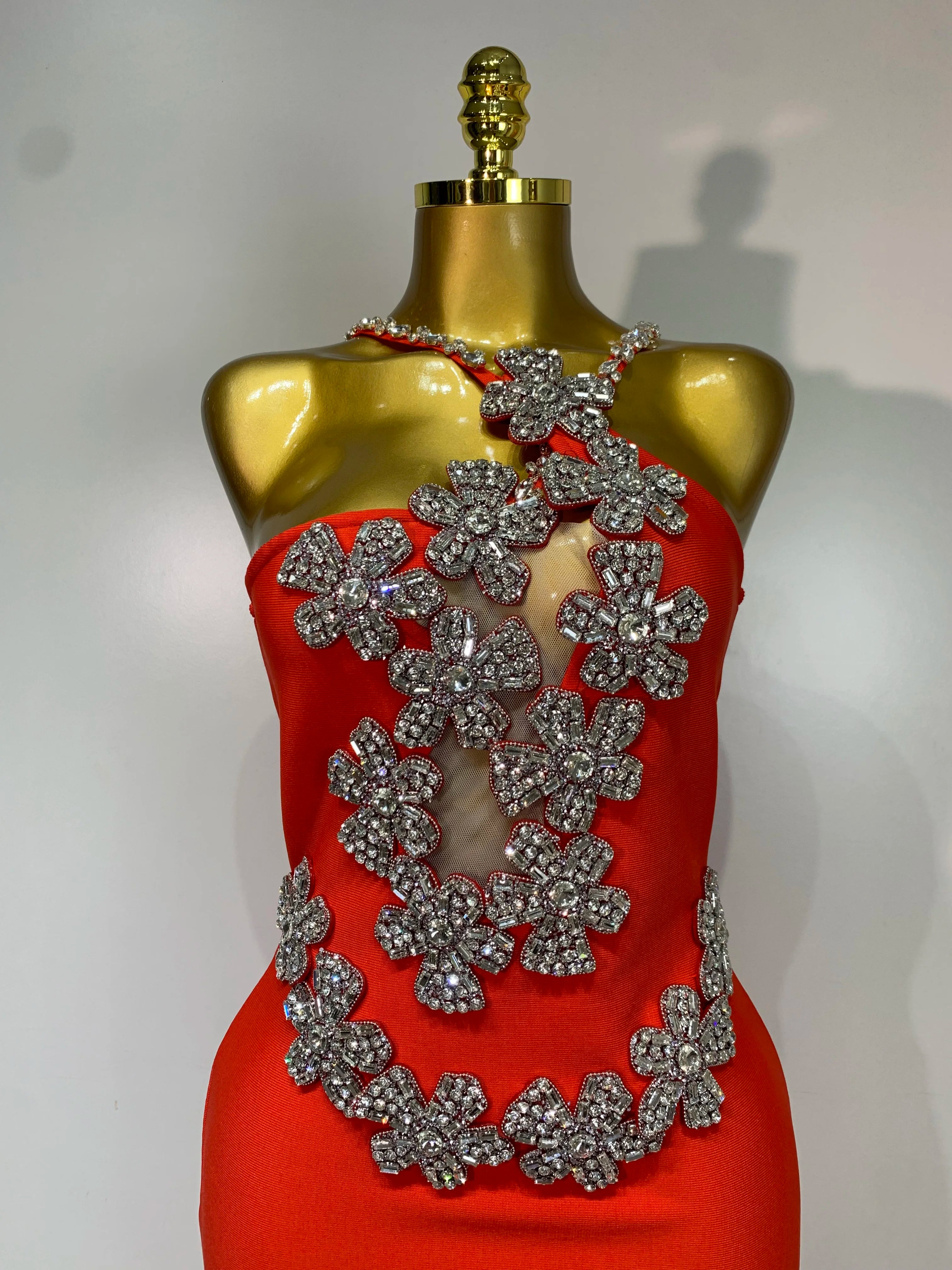Women Sexy Shining Beading White Maxi Long Bodycon Bandage Dresses Celebrity Birthday Evening Party Elegant Knitted Clothing