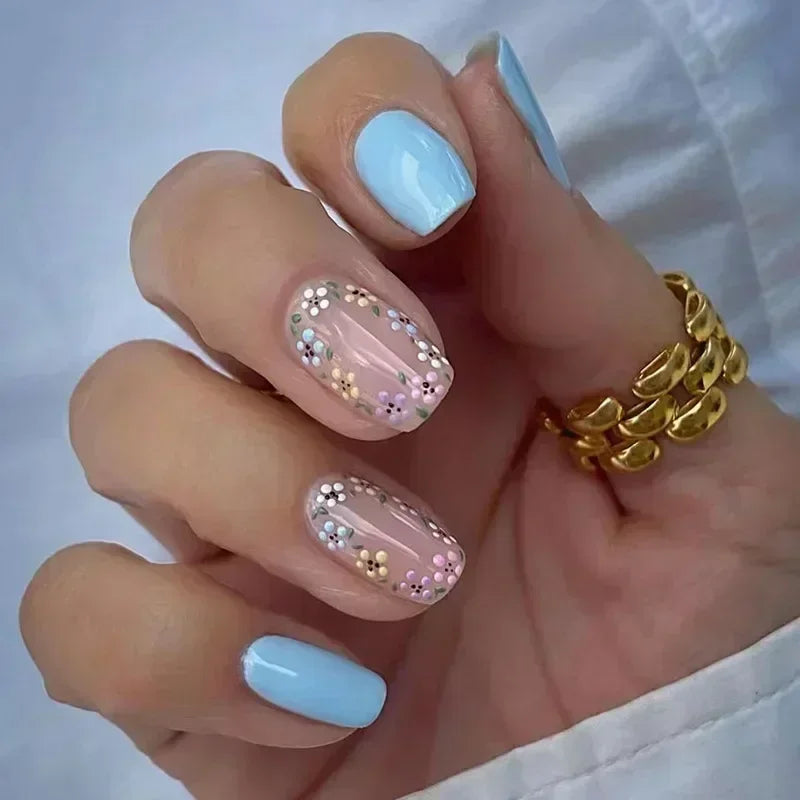 24Pcs Fashion Fake Nails Press on Short Square Head False Nail Art Black Starlit Sky Design Artifical Full Cover Nail Tips 661