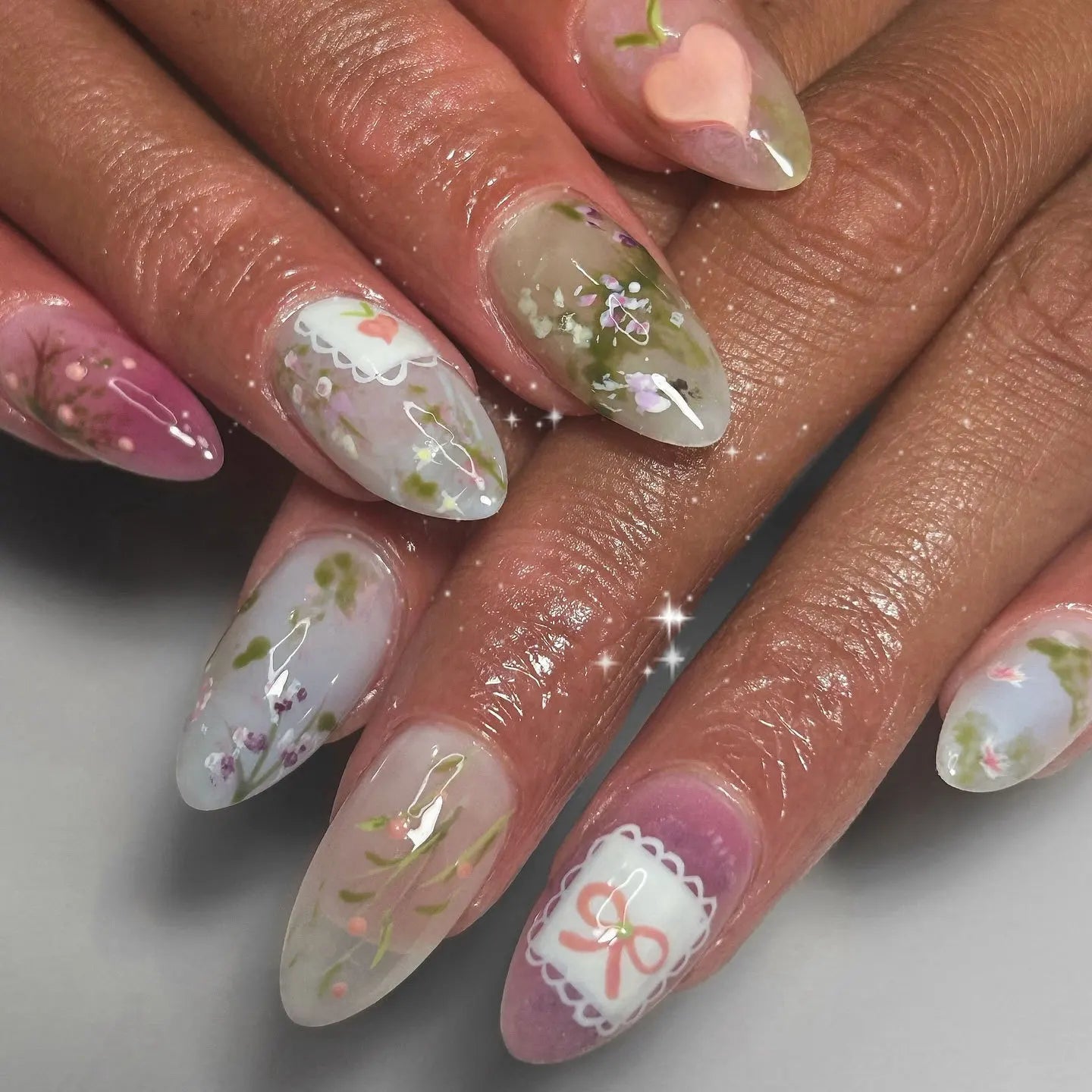 24Pcs Mid-length Almond Fake Nail with Colorful Checkered Pattern Press on False Nails Dopamine Datachable Full Cover Nails Tips X-0543