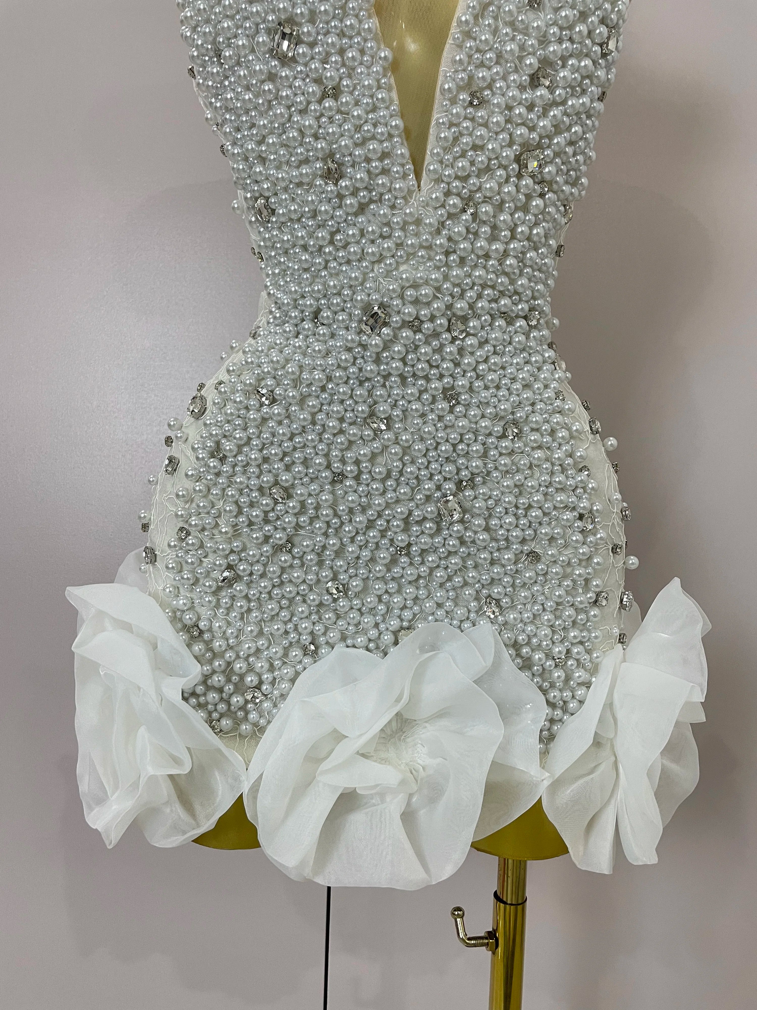 Luxury Shiny Diamonds Pearl Flowers Deep V Halter Short Dress Women Celebrate Eveing Celebrity Birthday Party Dress