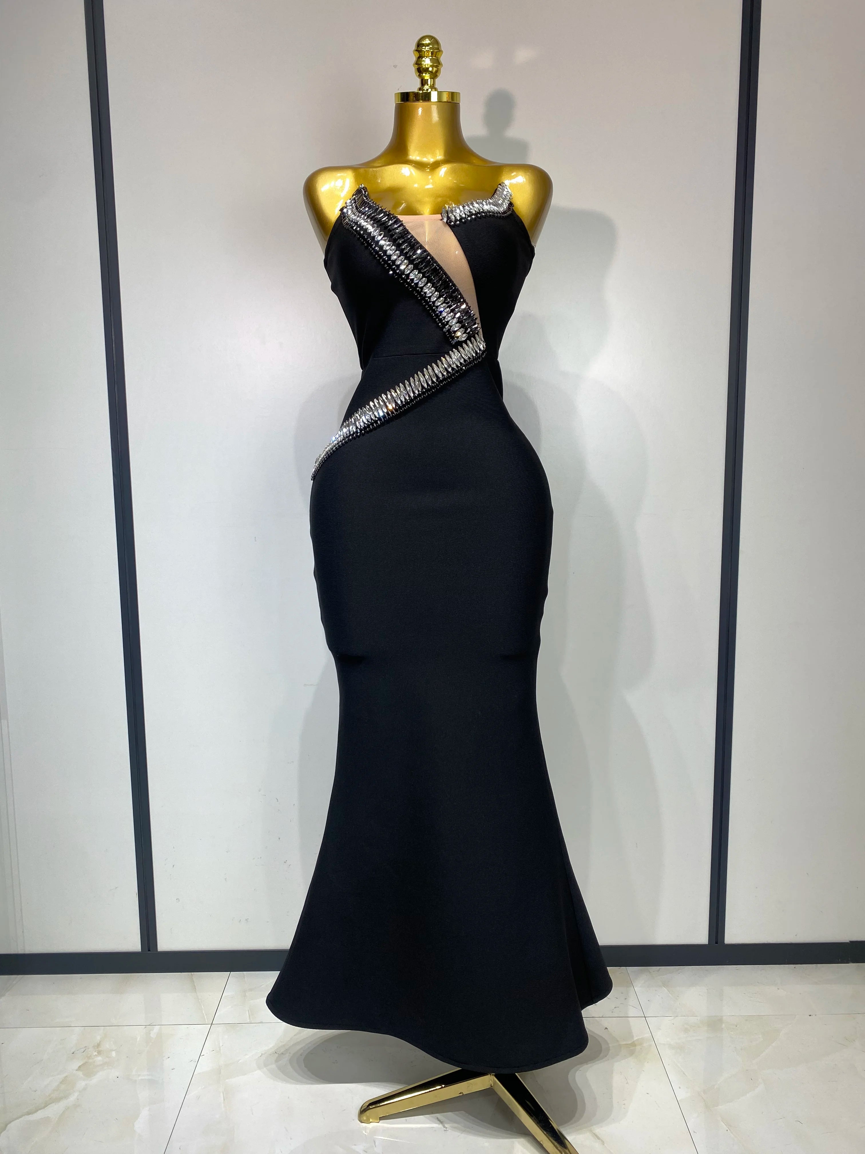 Women Sexy Strapless Bodycon Bandage Dress Rhinestone Celebrity Elegant Evening Party Gown Luxury Birthday Wedding Guest Dress black
