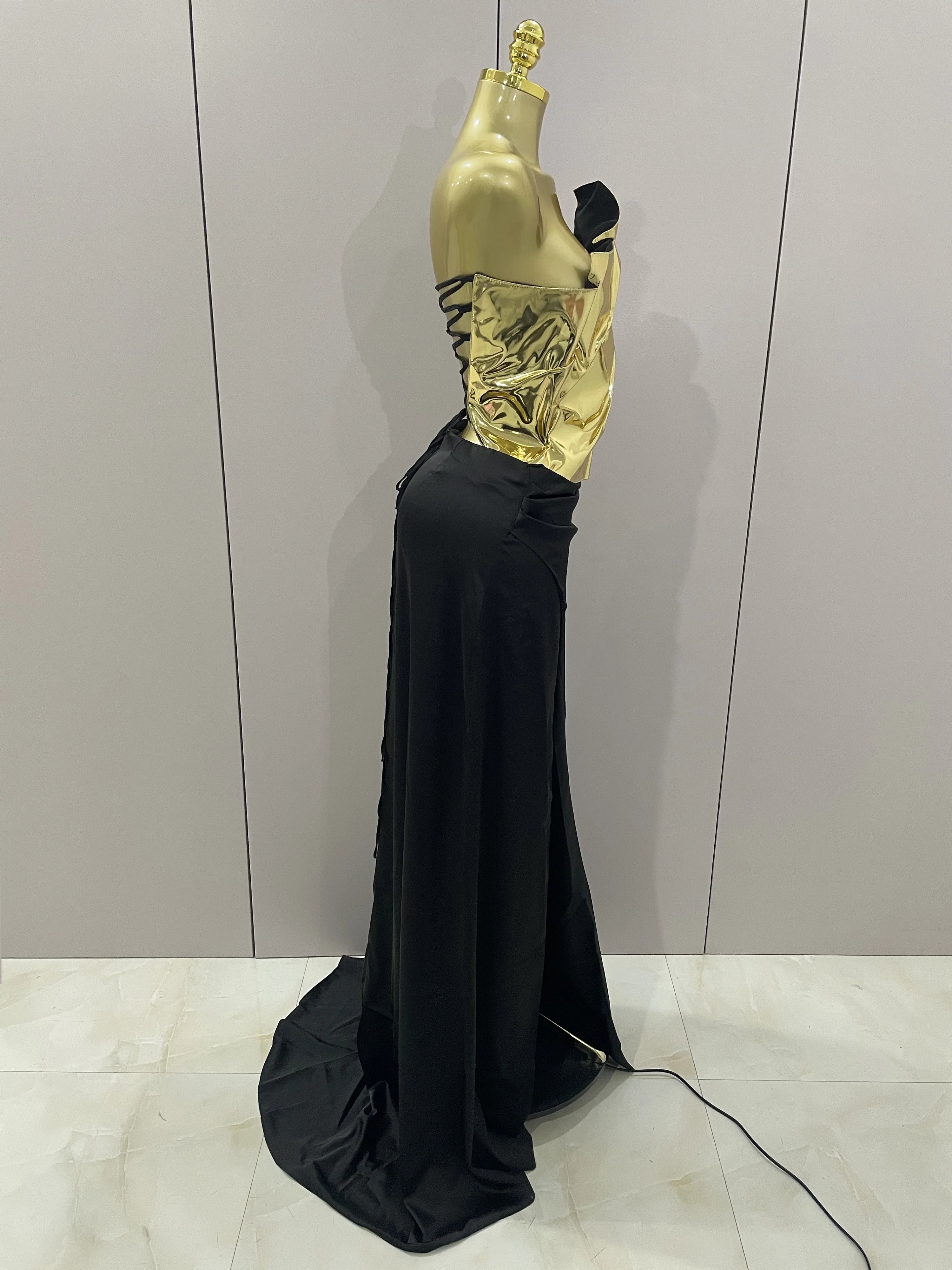 2025 Gold Color Sexy Laced-up Tops 2 Pieces Set Long Dress Women Celebrate Evening Party Celebrity Elegant Dress