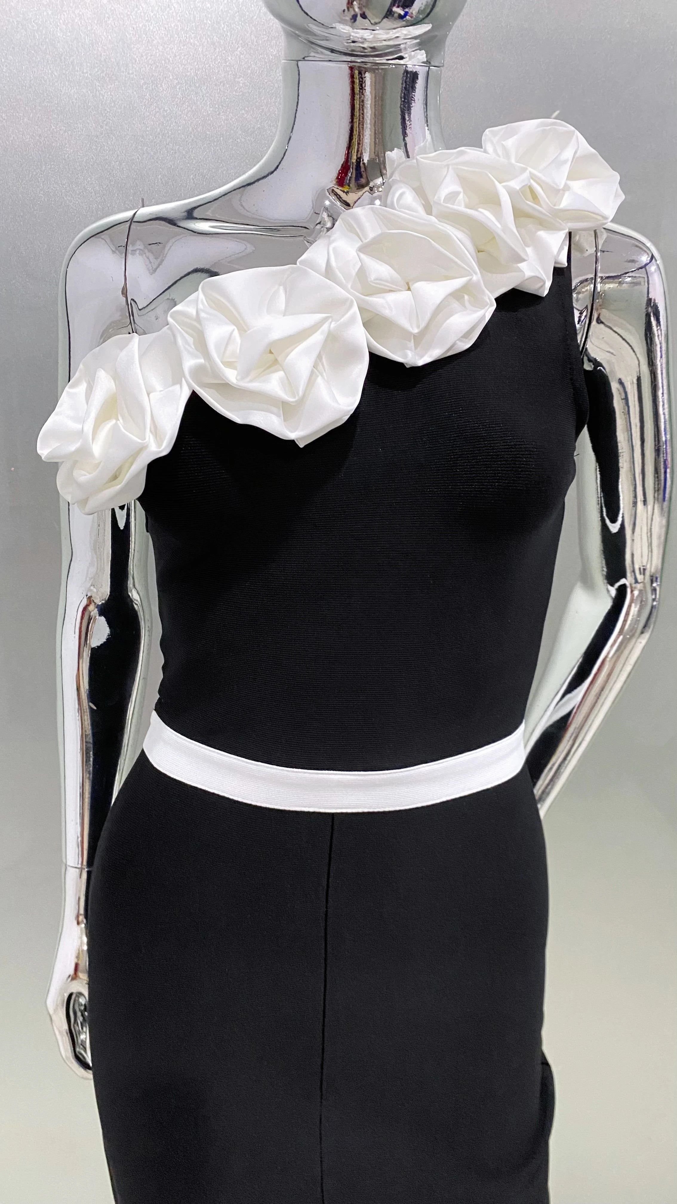 2024 Summer White Flowers One Shoulder Black Ankle Length Bandage Dress Graceful Woman Evening Dress Celebrity Party Outfit