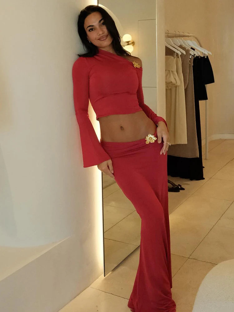 Chic One-Shoulder Crop Top and Maxi Skirt Ensemble with Floral Accents for a Special Occasion Evening Gown