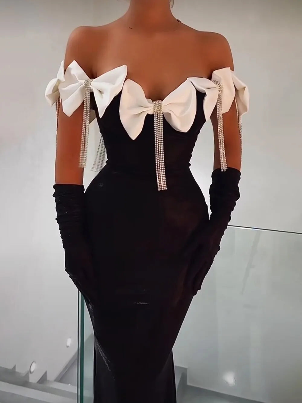2024 New Women Sexy Off the Shoulder Bodycon Bandage Long Dress Bow Chain Elegant Evening Party Celebrate Birthday Dress black