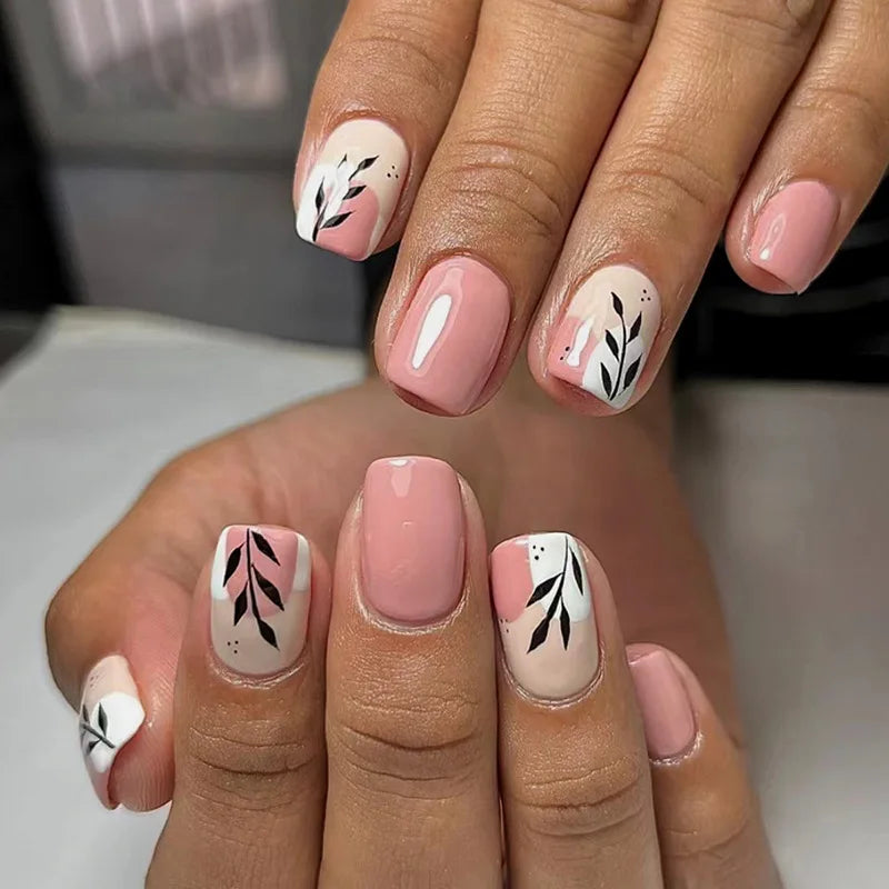 24Pcs Mid-Length Ballet Nails Set Pres on Cute Gradient Pink Flower Design False Nails Wearable Full Cover Fake Nail Tips 701