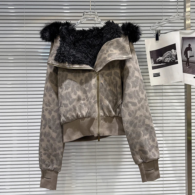 Winter New Sweet Fashion Metal Diagonal Zipper Camouflage Furry Lined Short Jacket For Women Versatile Coat 11A07506 Green Camouflage