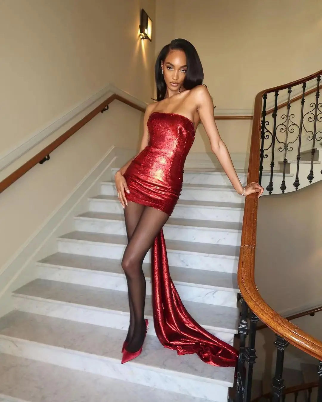 2023 Christmas Shinning Sequins Nightclub Party Celebrate Dress Women Sexy Strapless Bodycon Big Bow Mini Dress