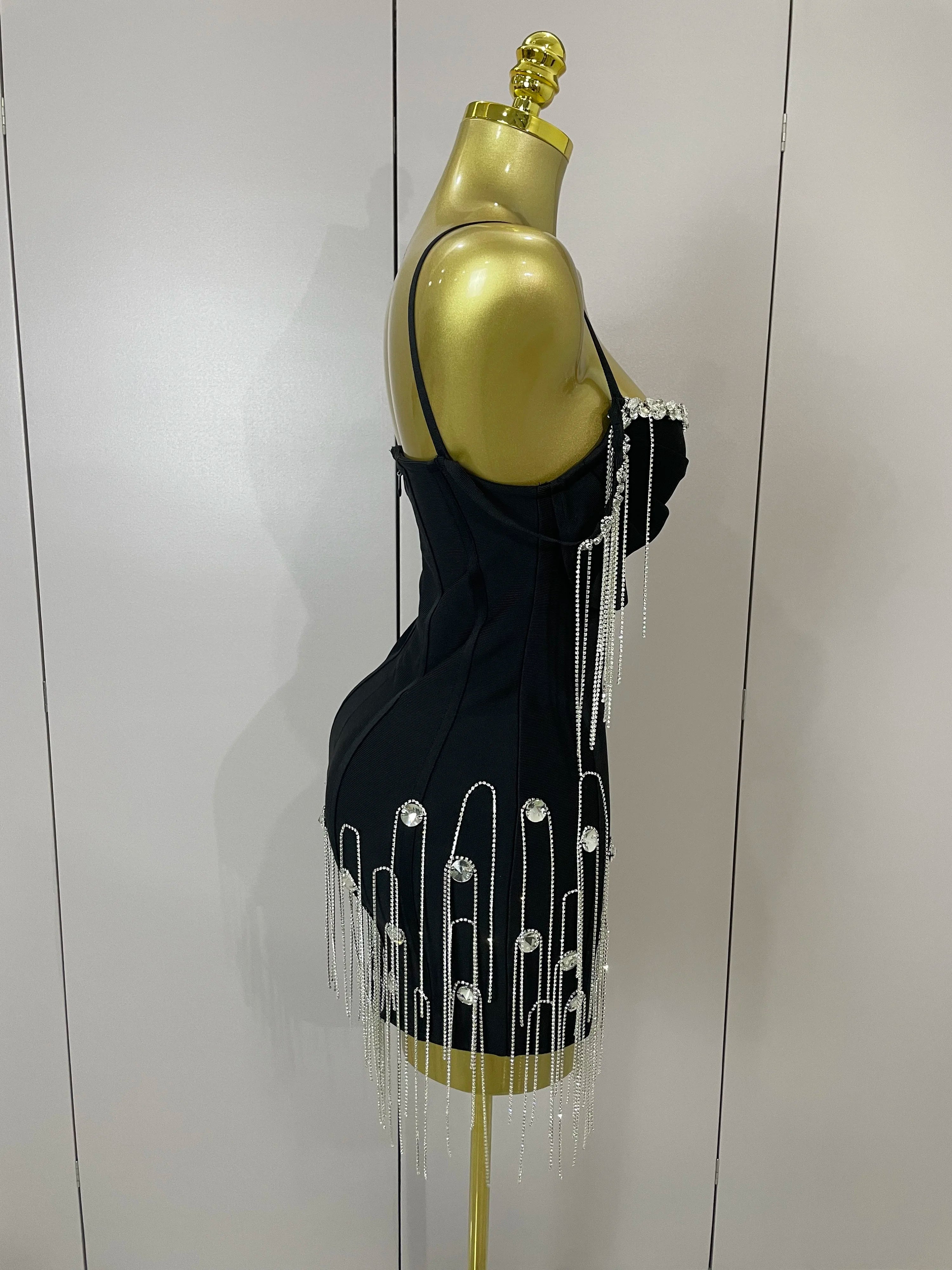 Sexy Backless Spaghetti Strap Black Sleeveless Bodycon Bandage Dress Women Elegant Prom Gown Club Evening Party Birthday Dresses