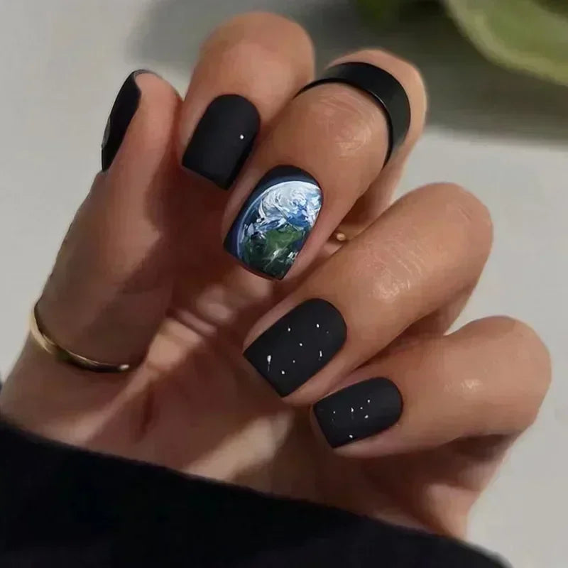 24Pcs Fashion Fake Nails Press on Short Square Head False Nail Art Black Starlit Sky Design Artifical Full Cover Nail Tips 1379