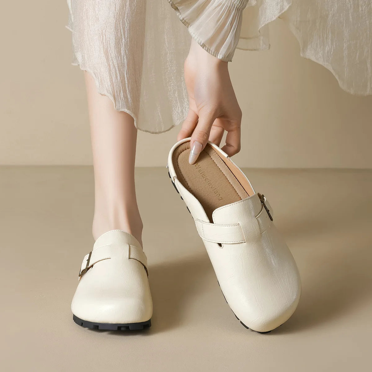 New 2024 Women's Round Toe Mules Slip-On Flats Casual Spring/Autumn Fashion Shoes Comfortable Lightweight