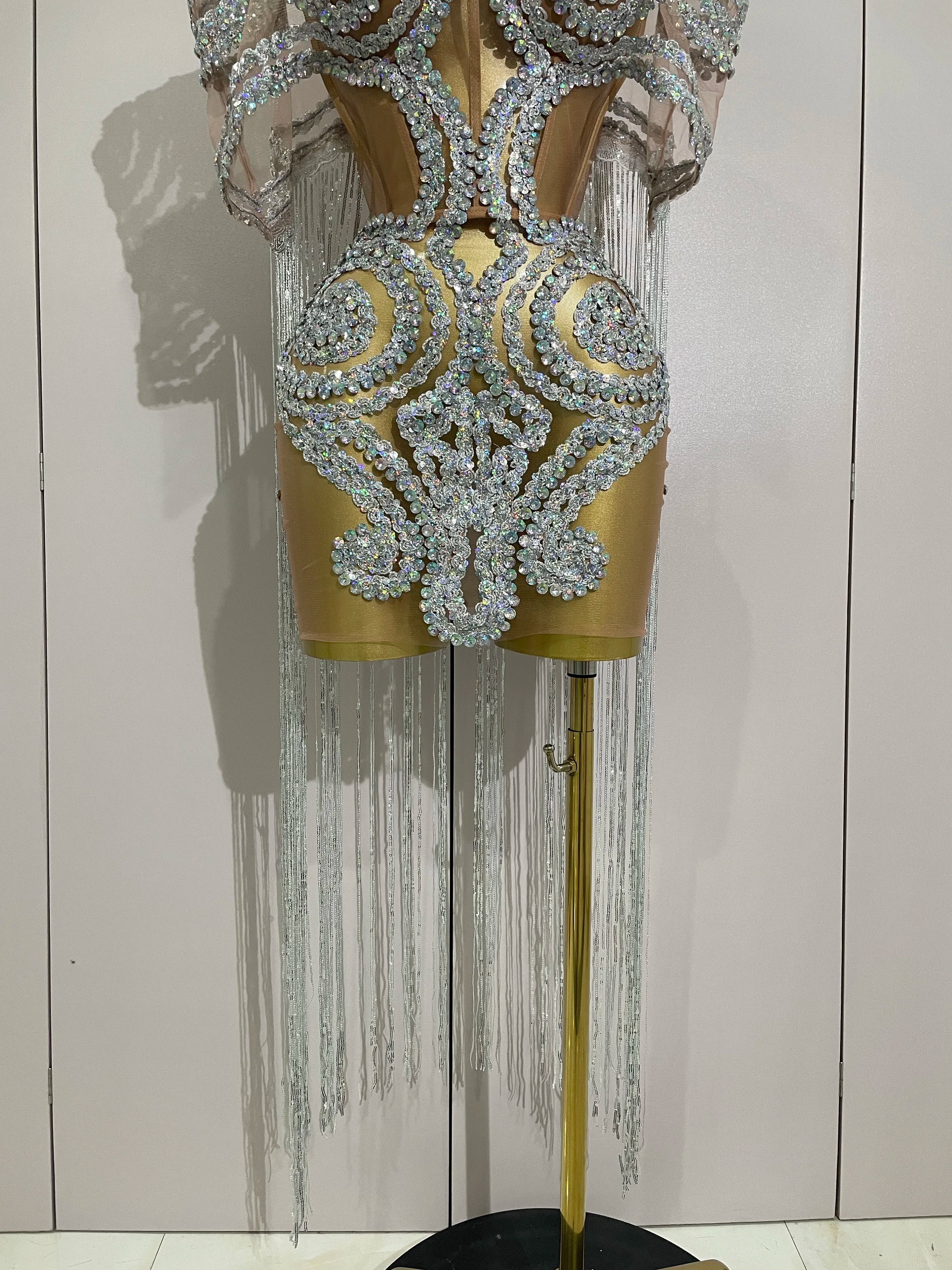 Stock Sparkly Rhinestones Sequins Sexy Mesh Tassels Cape Short Dress 2025 Women Evening Birthday Party Nightclub Stage Costume