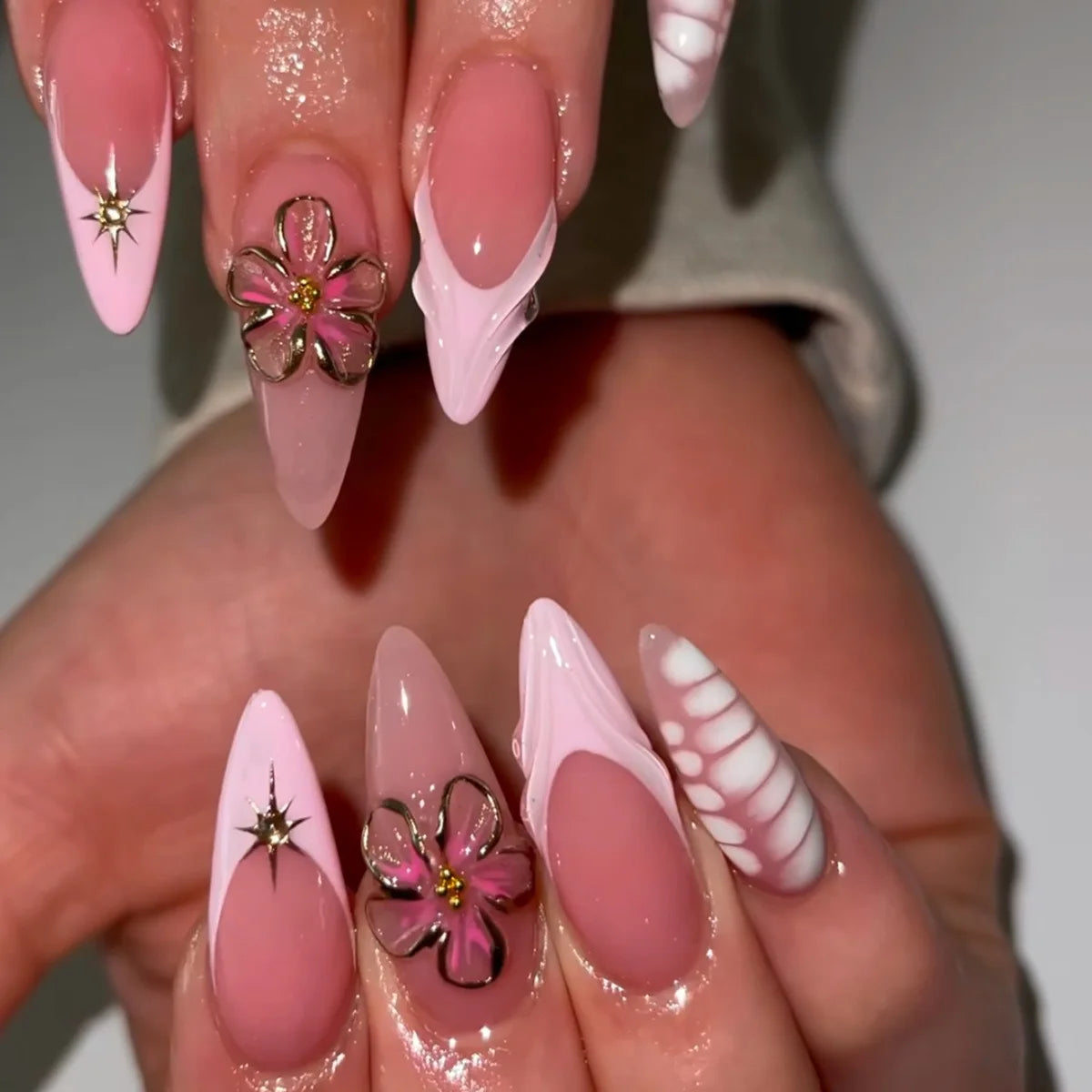 24pcs Pink French Press on Nails Spice Girl 3d Flowers Decor False Nails Wearable Reusable Crocodile Print Almond Fake Nail Tips Z1