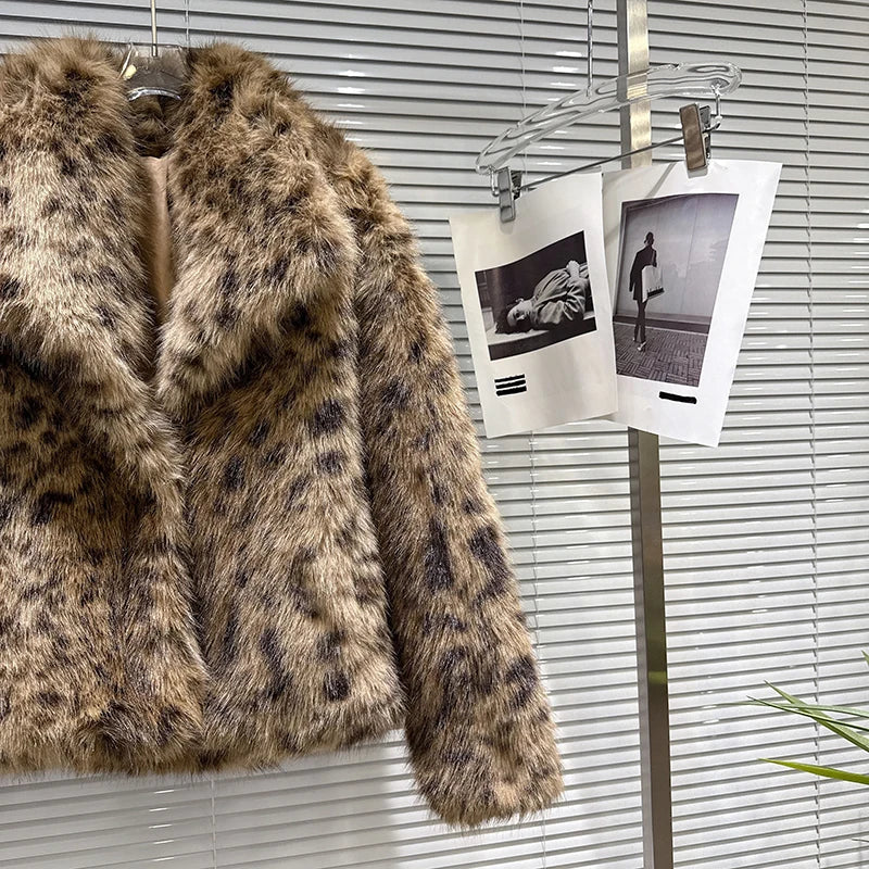 Winter New Fashion Leopard Print Furry Warm Faux Fur Coat For Women Loose Jacket Female Trend 11A07735