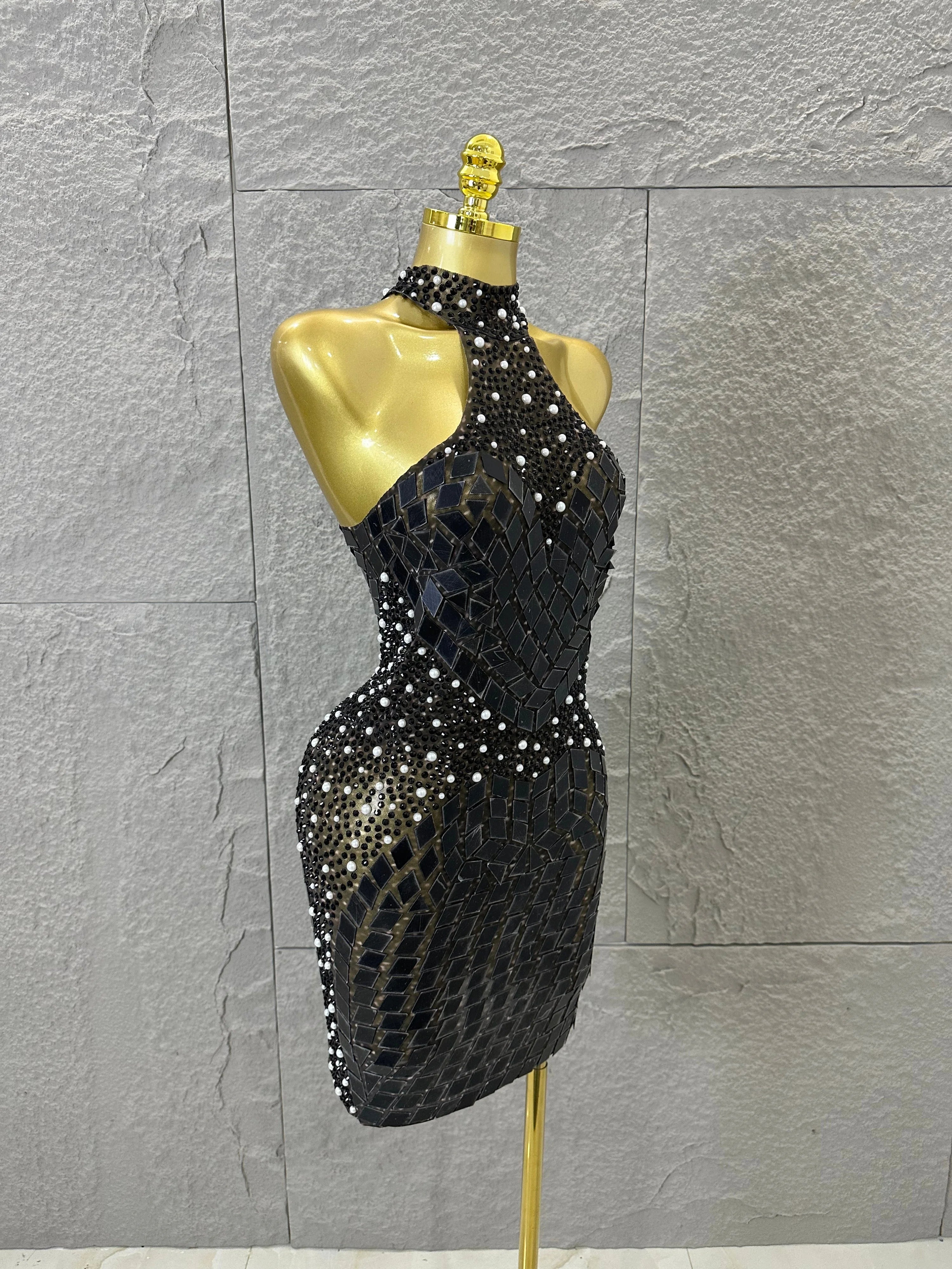 Luxury Black Gold Red Halter Neck Bandage Mini Dress Diamond Mirror Pearl Embellished Bodycon Formal Evening Gown