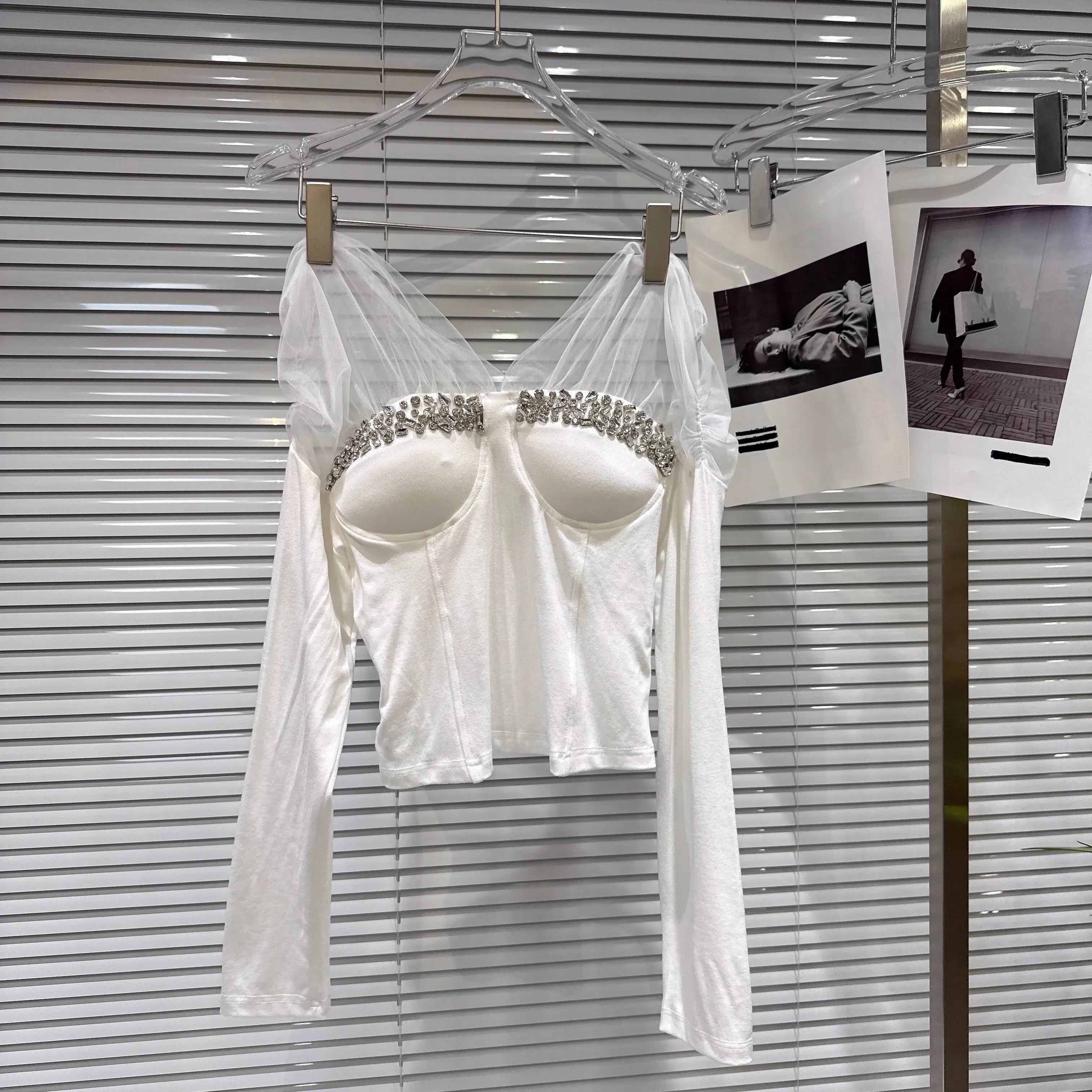 Winter New Fashion Mesh Patchwork Rhinestone Beaded Chest Pad T-Shirt For Women Slim Fit Short Tops Female 11A07772 White One Size