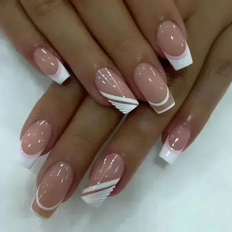 24Pcs Fashion Fake Nails Press on Short Square Head False Nail Art Black Starlit Sky Design Artifical Full Cover Nail Tips 318