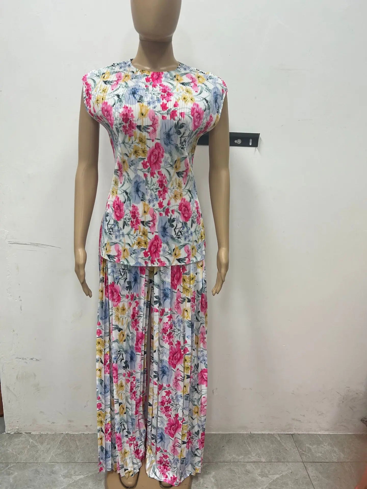 CM.YAYA Women Set Floral Print Short Sleeve Pleated T-Shirt + Wide Leg Pants 2025 Street Sexy Two 2Piece Sets Outfits Tracksuit