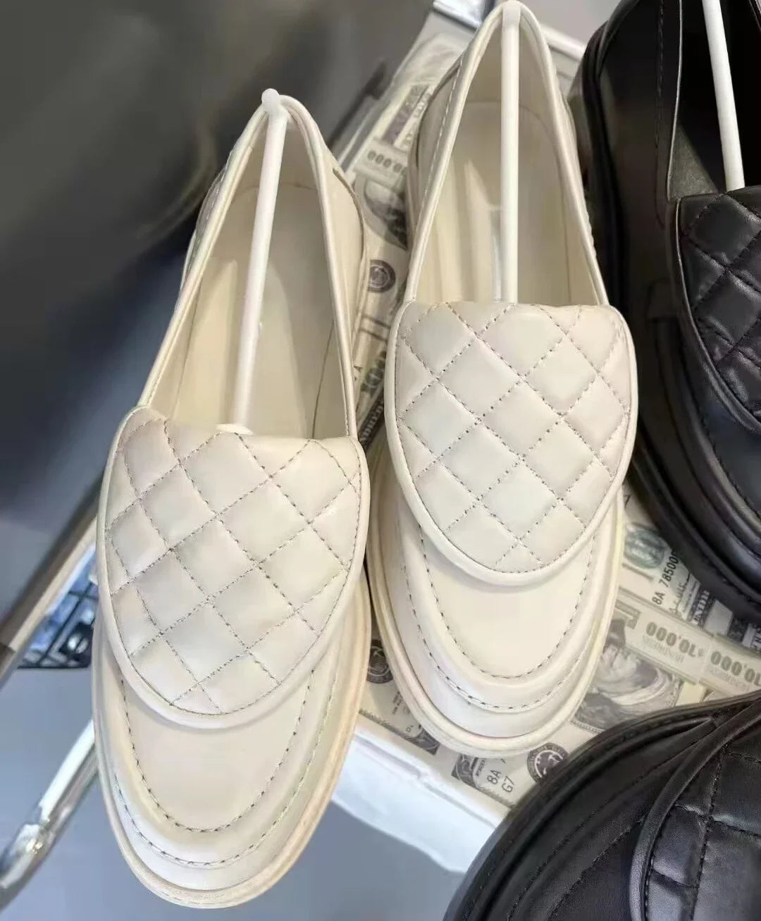 Women's round Head Thick Bottom Loafers Autumn New Black Embroidery Thread Metal Buckle Slip-on Casual Leather Shoes WHITE