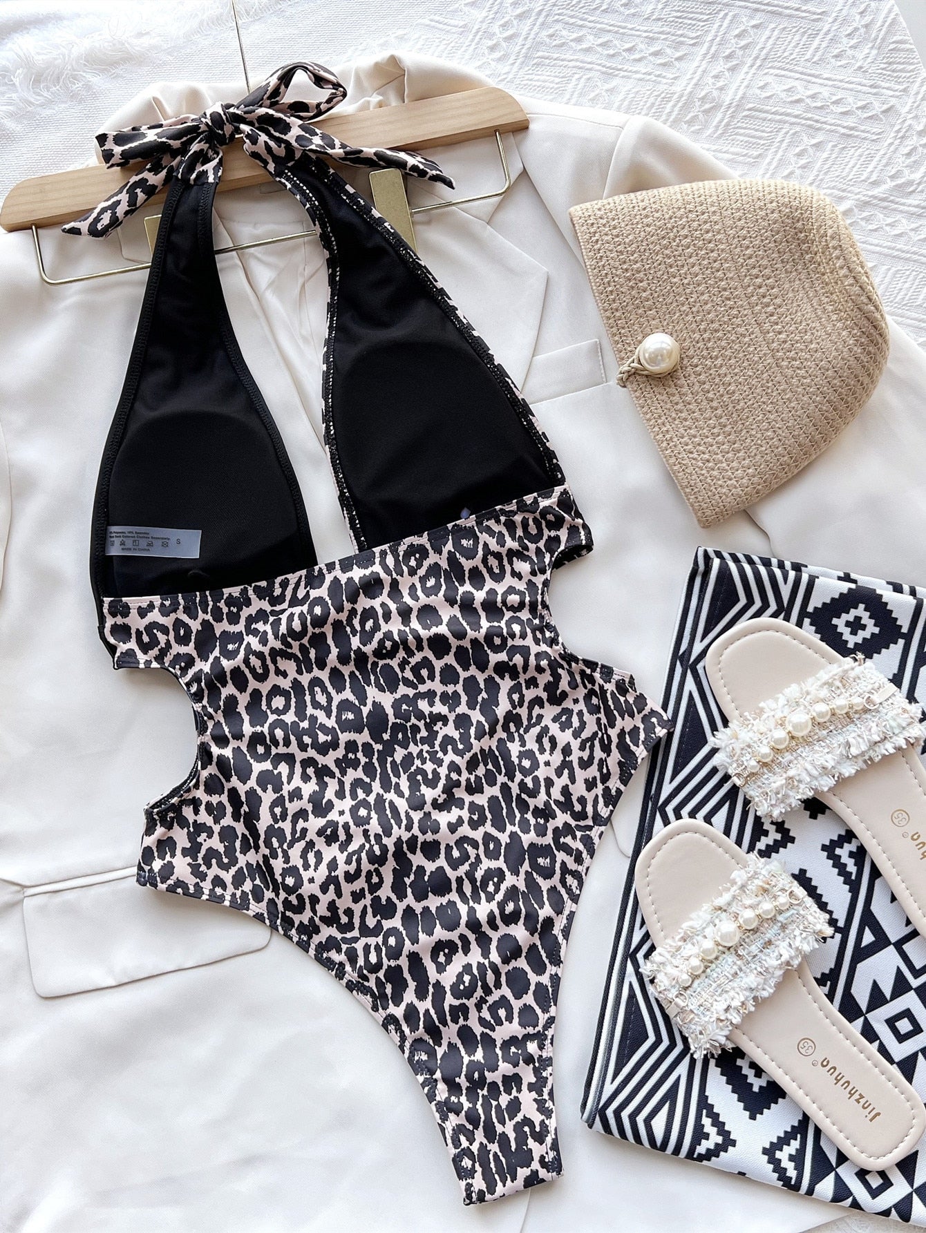 Sexy One Piece Swimsuit Swimwear - Leopard Patchwork Hollow Halter One-piece Bathing Suit Beachwear Banadores Mujer